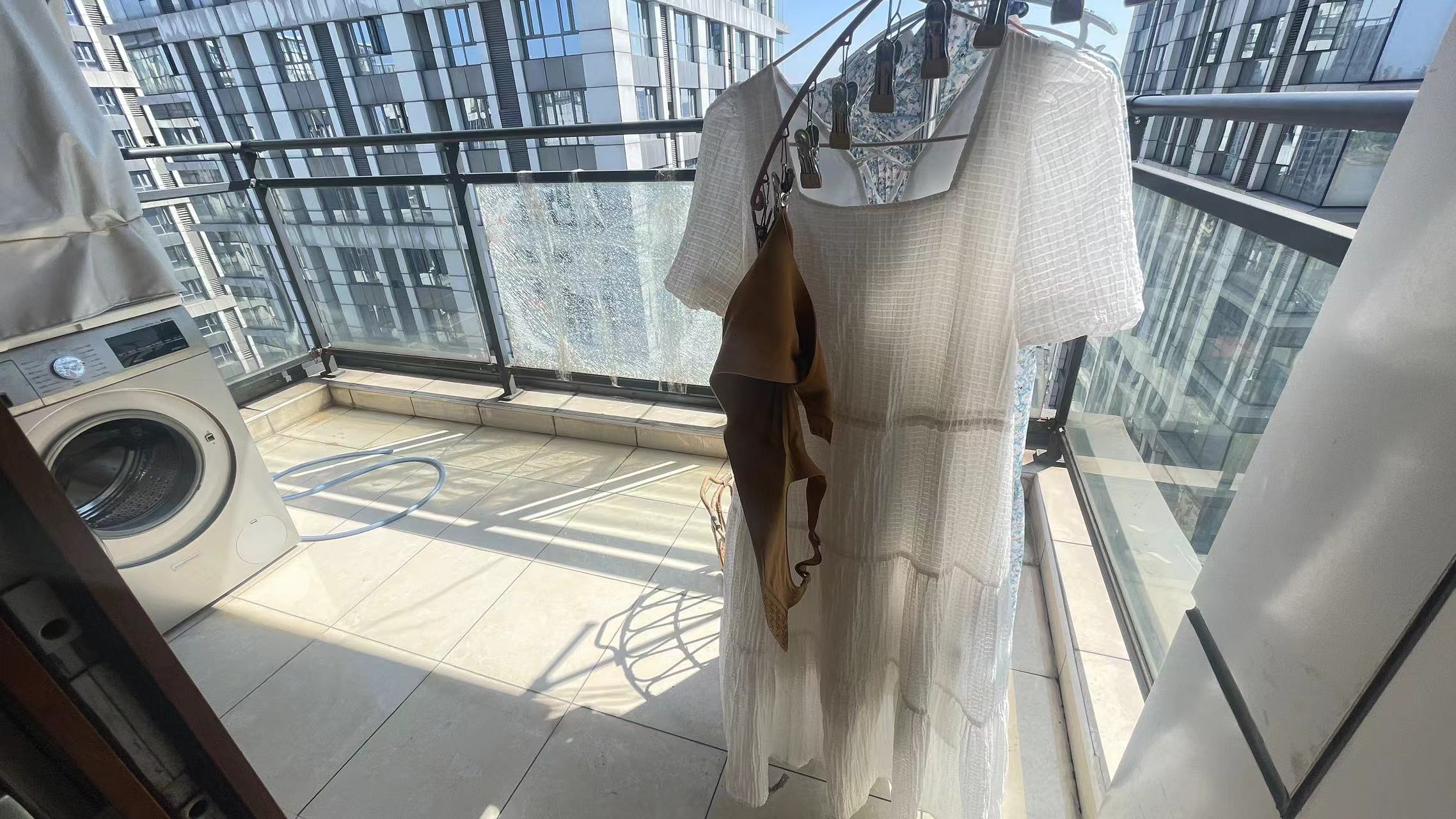 大汉希尔顿 3室2厅2卫 73.0万 大汉希尔顿 3室2厅2卫 73.0万室内图