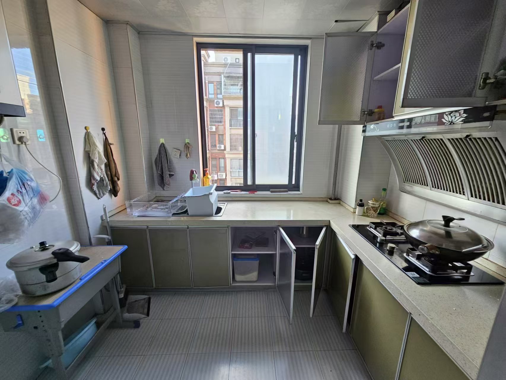 尚格名城香榭丽舍  3室2厅2卫    50.0万 尚格名城香榭丽舍  3室2厅2卫    50.0万室内图