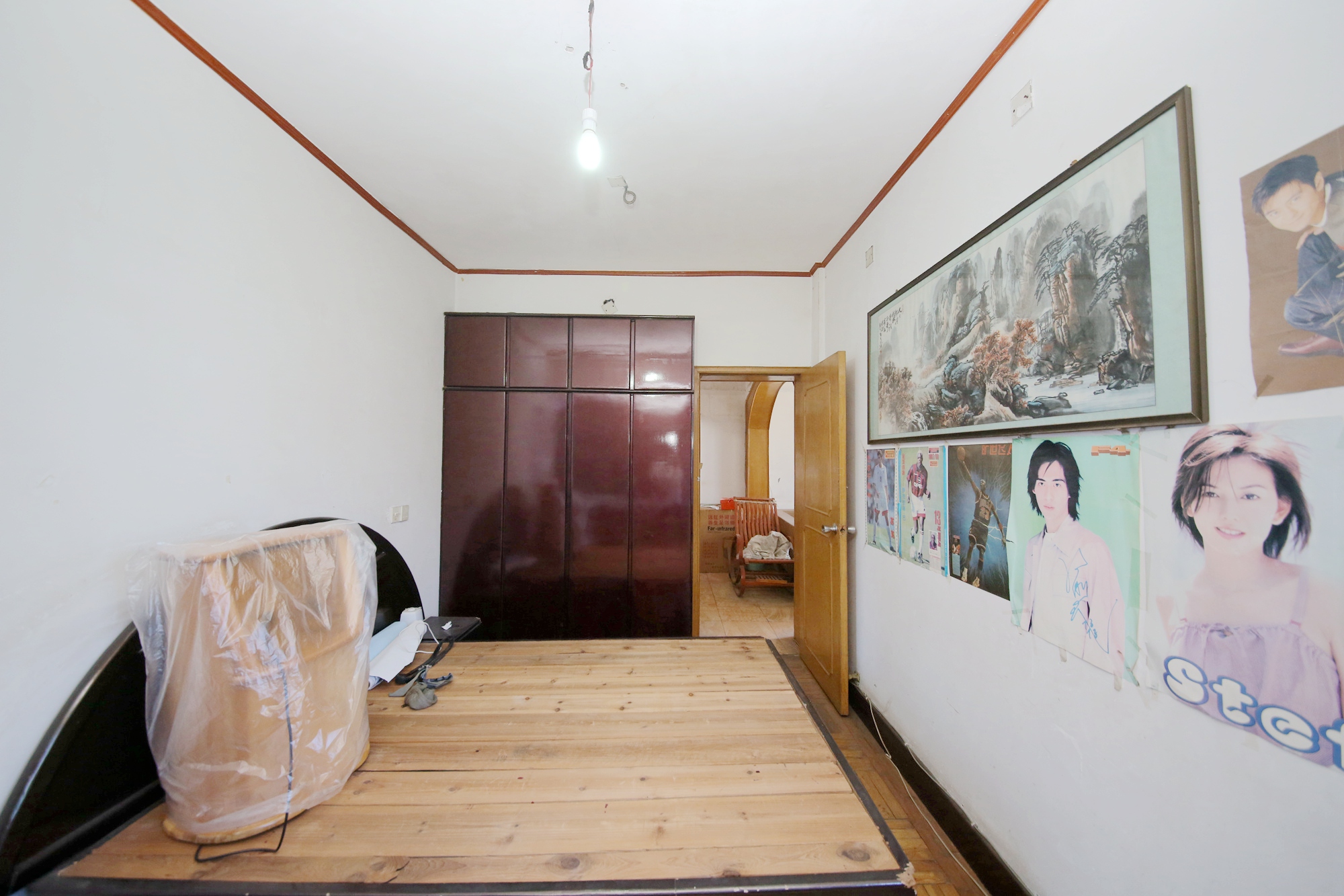 向韶村  2室1厅1卫   50.00万卧室