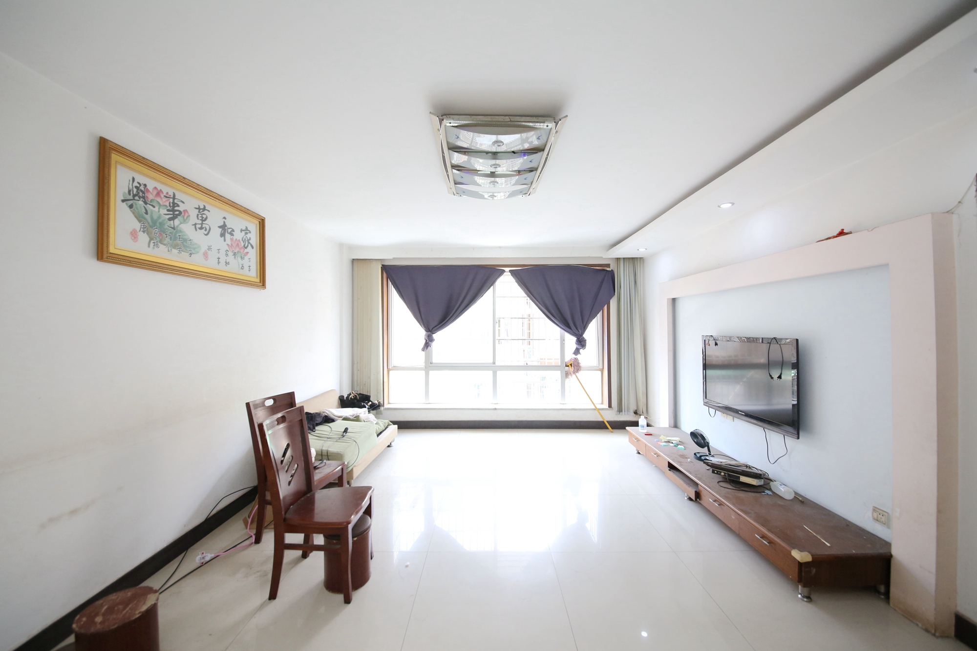 泰时三湘金地  3室2厅2卫   61.00万
