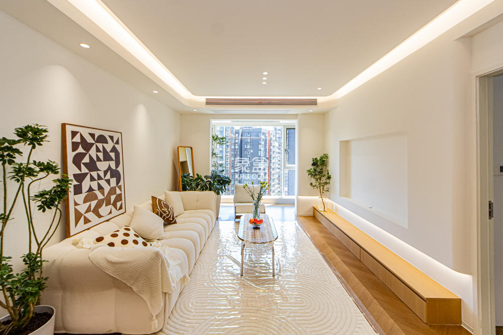 北辰三角洲E4区 3室2厅1卫 166.8万