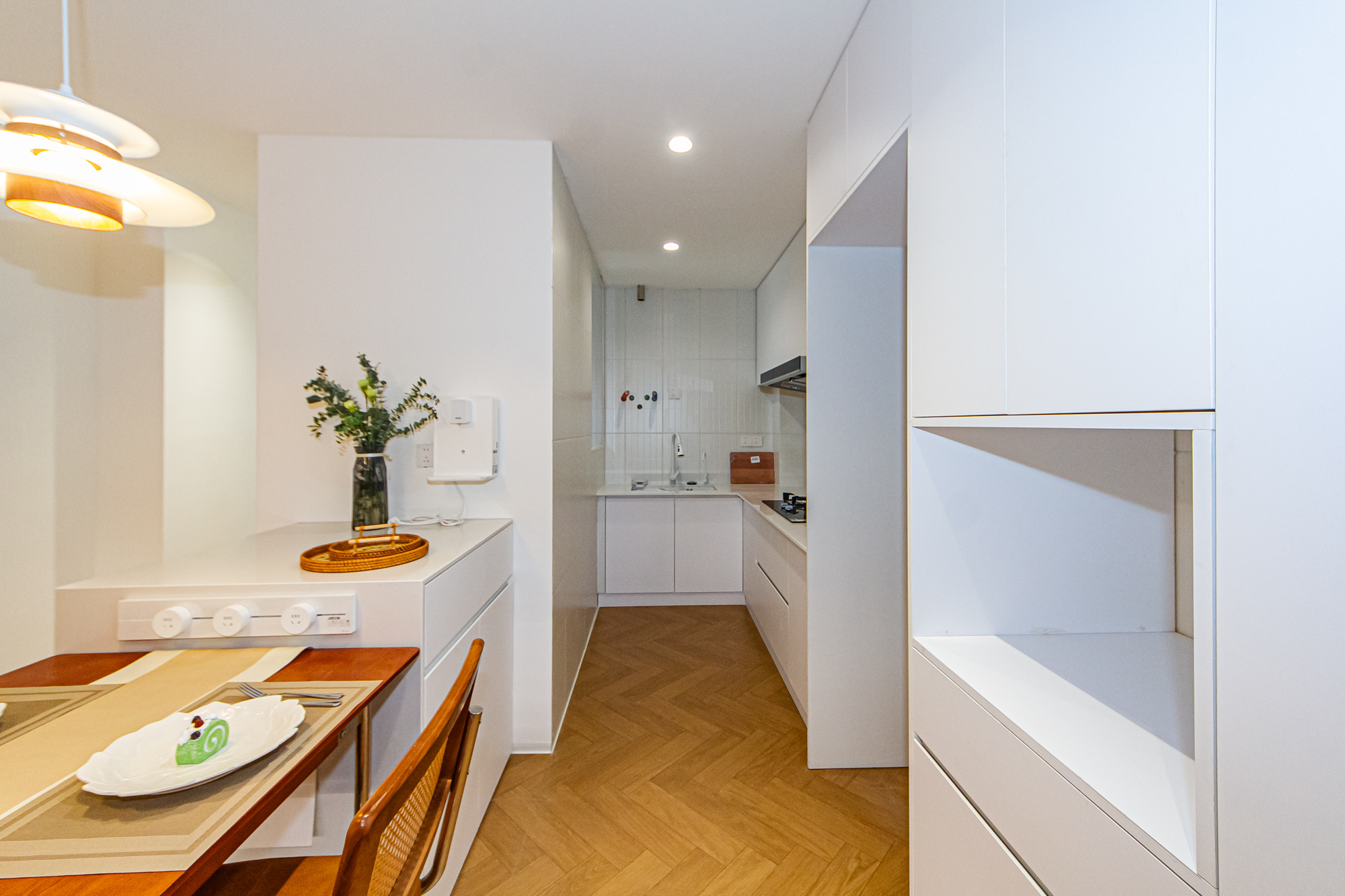 北辰三角洲E4区  3室2厅1卫    166.8万厨房