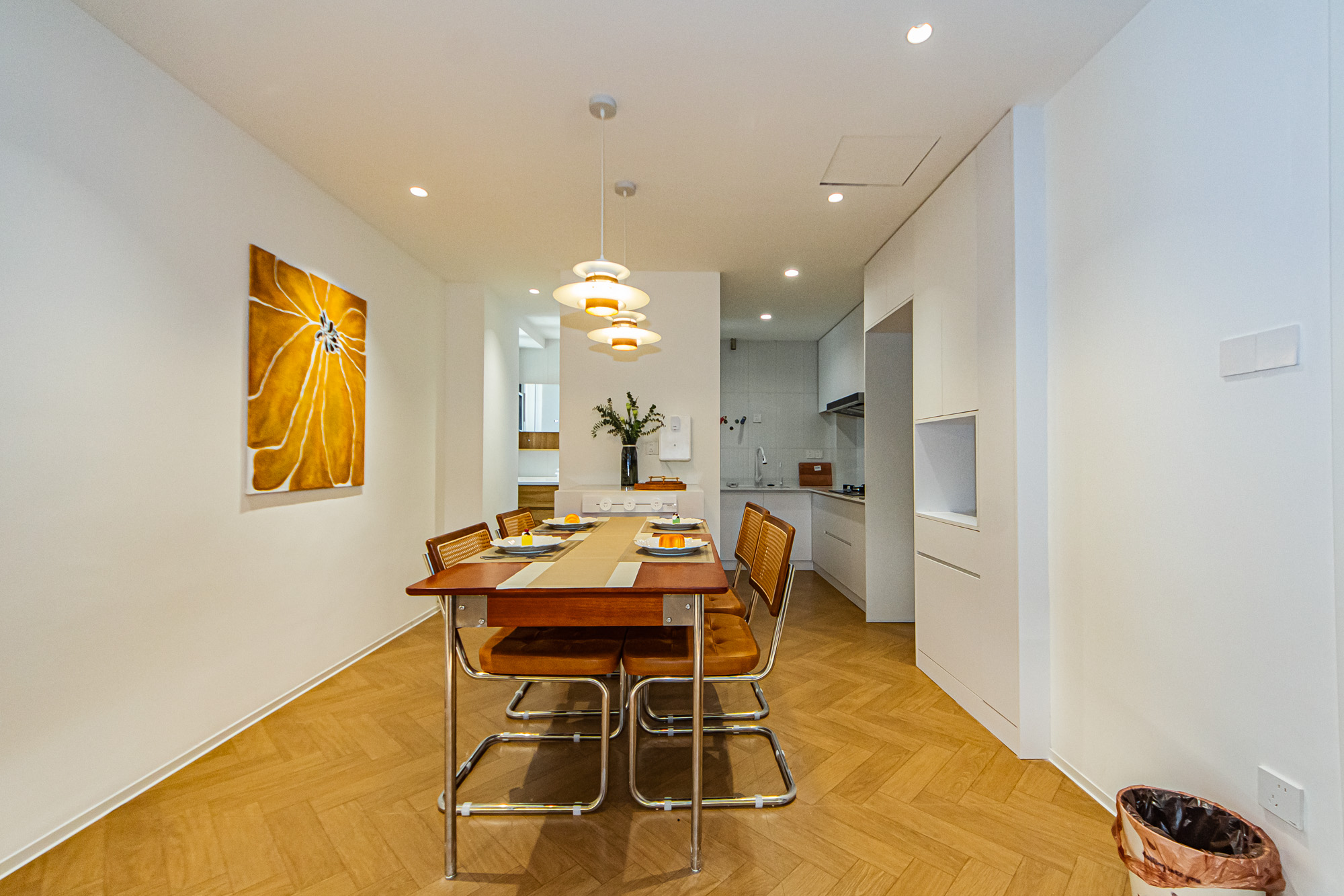 北辰三角洲E4区  3室2厅1卫    166.8万客厅