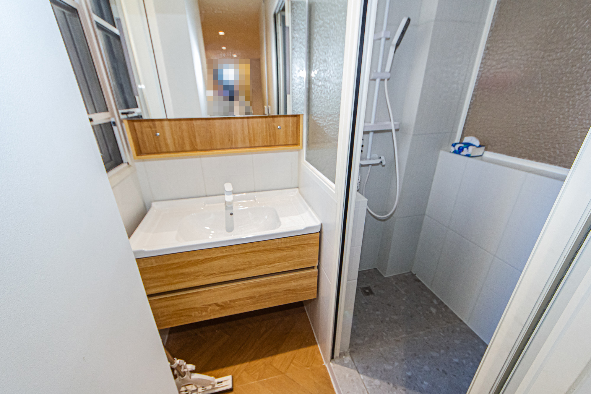 北辰三角洲E4区  3室2厅1卫    166.8万卫生间