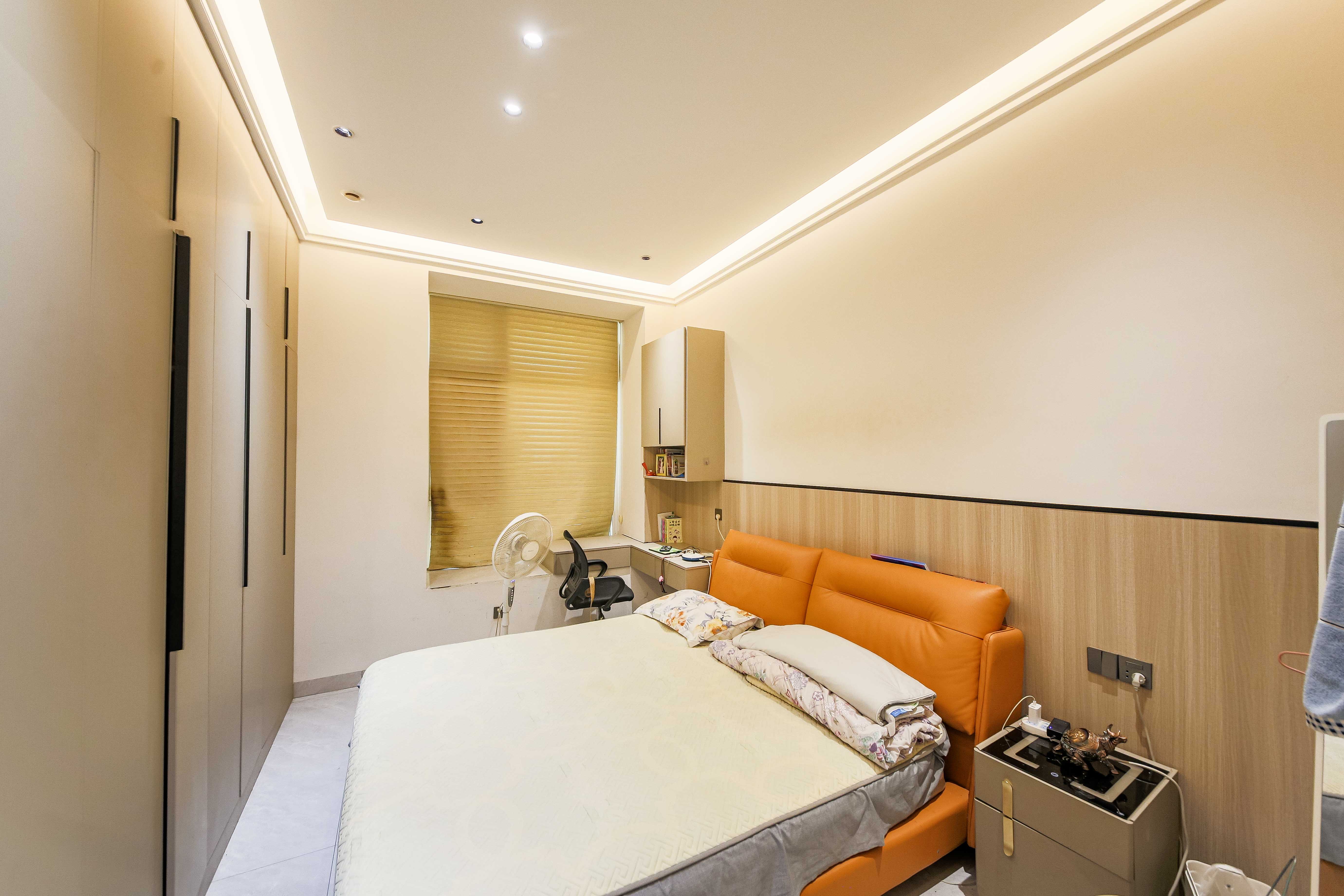 克拉美丽山庄(晟领国际) 4室2厅3卫 134.8万 克拉美丽山庄(晟领国际) 4室2厅3卫 134.8万卧室