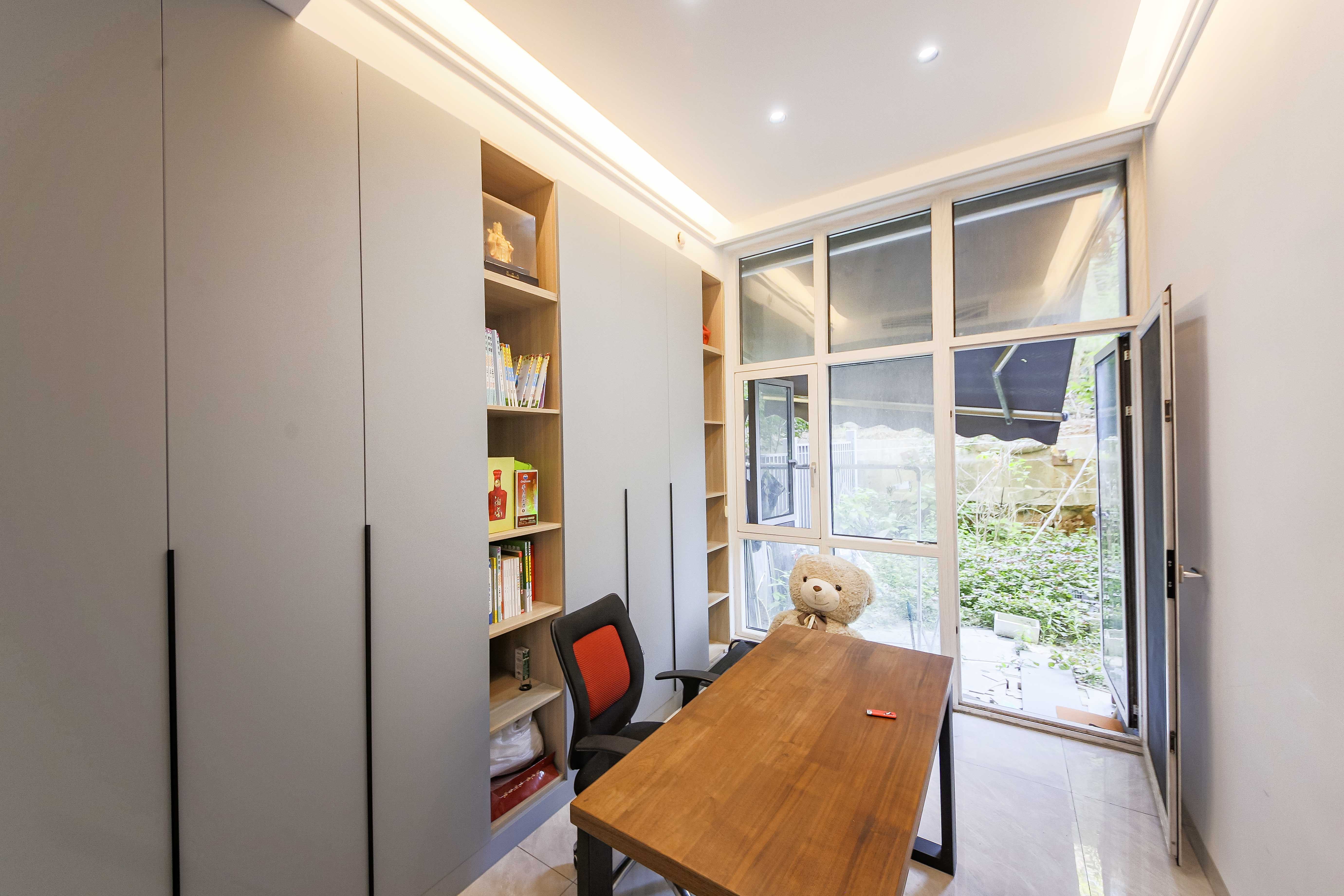 克拉美丽山庄(晟领国际) 4室2厅3卫 134.8万 克拉美丽山庄(晟领国际) 4室2厅3卫 134.8万卧室