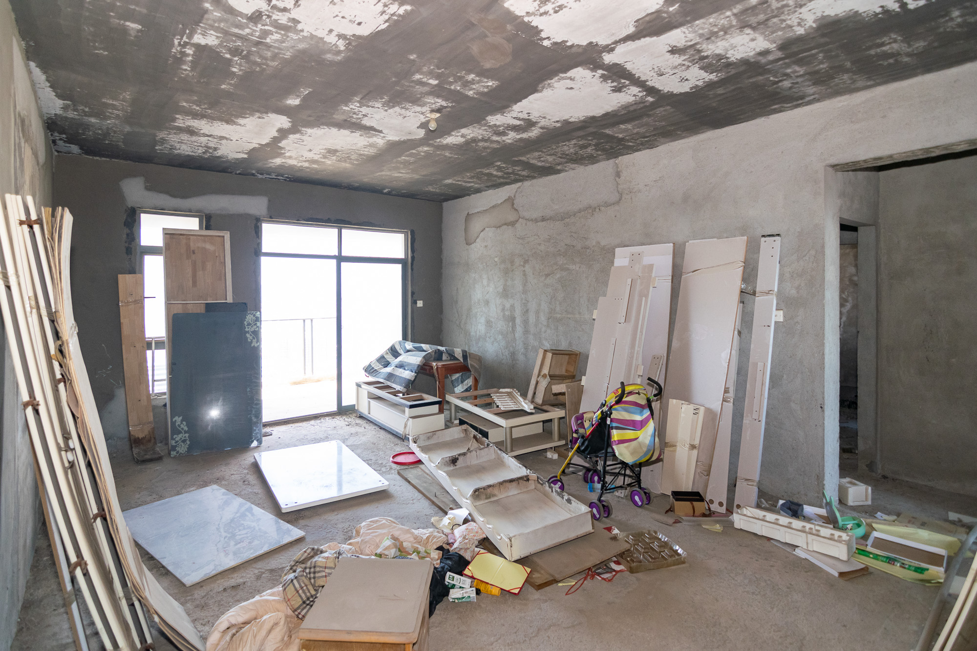 联诚国际城 3室2厅2卫 65.0万 联诚国际城 3室2厅2卫 65.0万客厅