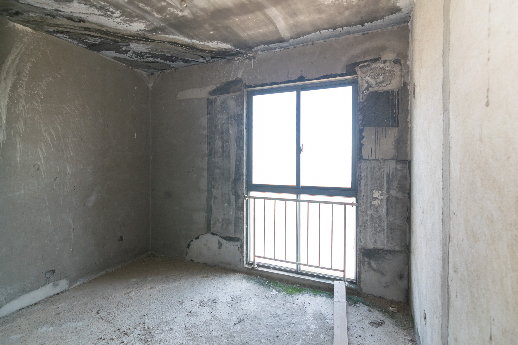 联诚国际城  3室2厅2卫    65.0万卧室