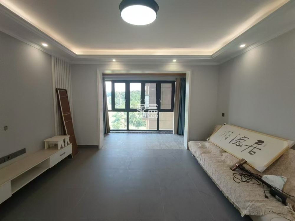 时代新城（翰林府）  4室2厅2卫    63.8万