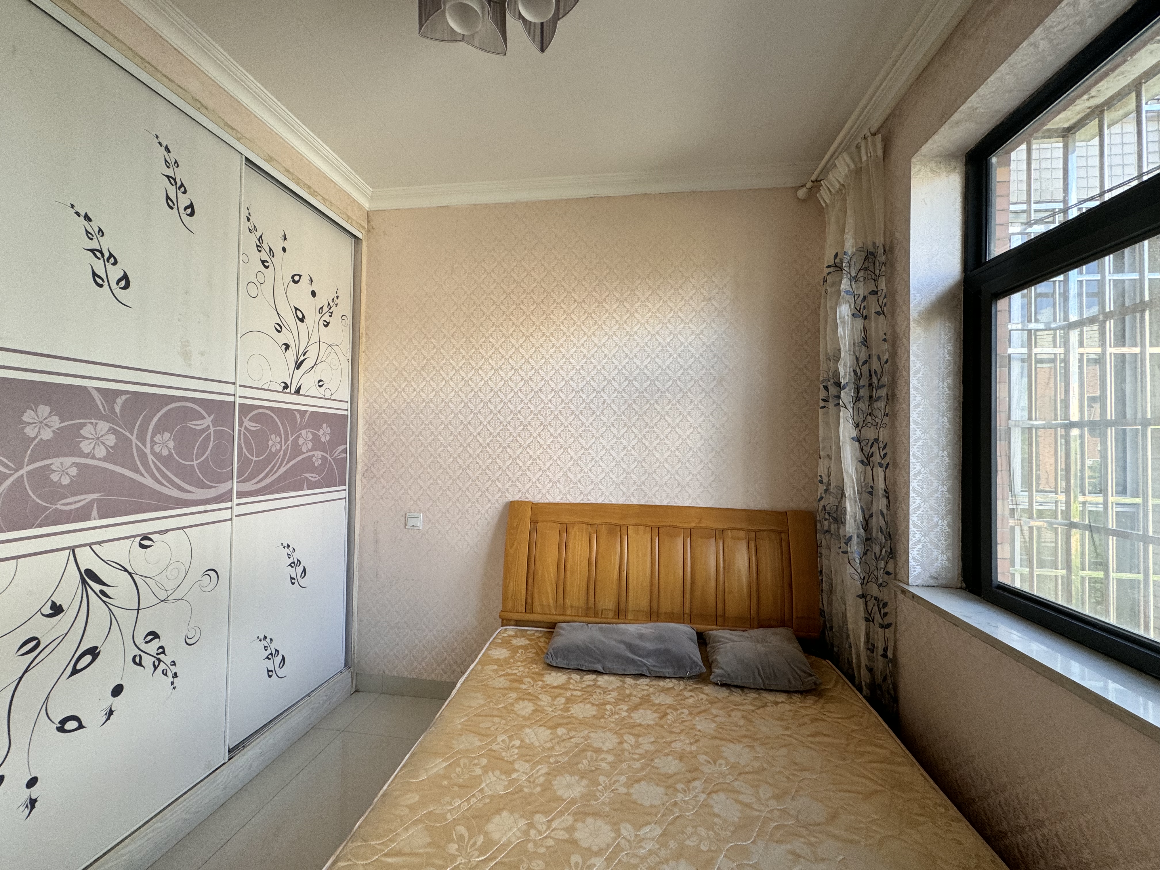 海德堡三期  3室2厅2卫    45.0万 海德堡三期  3室2厅2卫    45.0万室内图