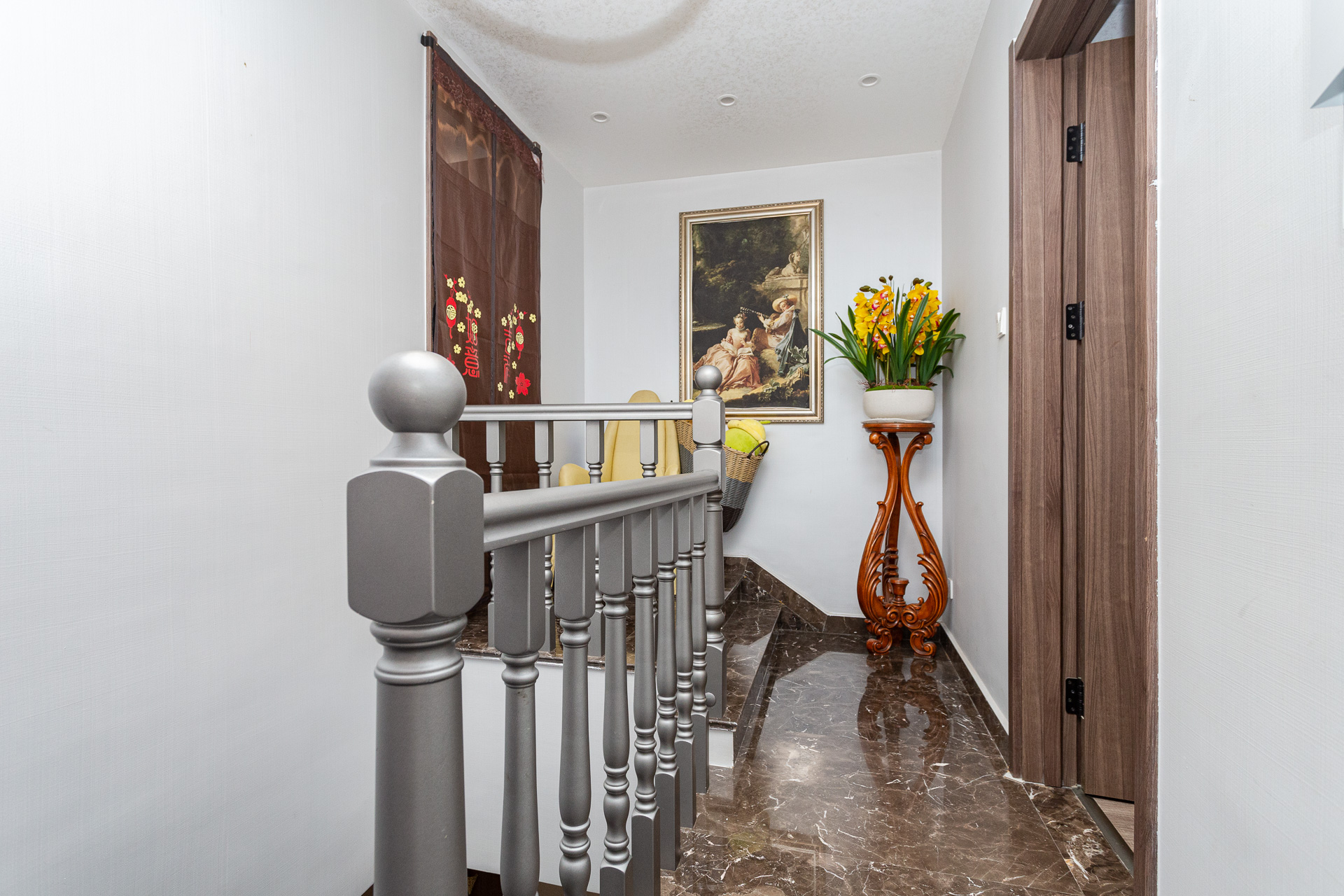 盈峰翠邸 3室2厅2卫 135.0万 盈峰翠邸 3室2厅2卫 135.0万其他