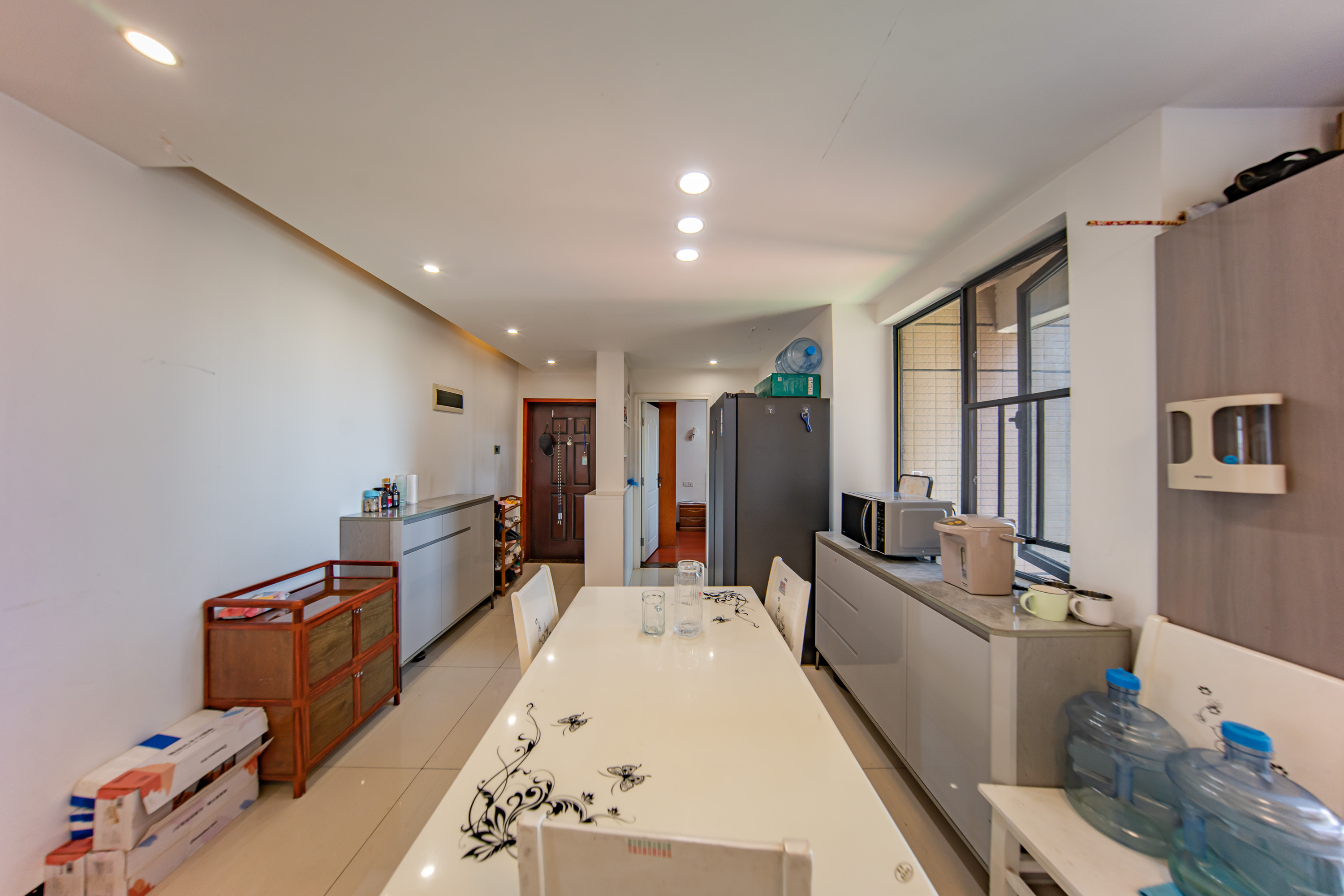 邦盛水岸御园 4室2厅2卫 88.8万 邦盛水岸御园 4室2厅2卫 88.8万客厅