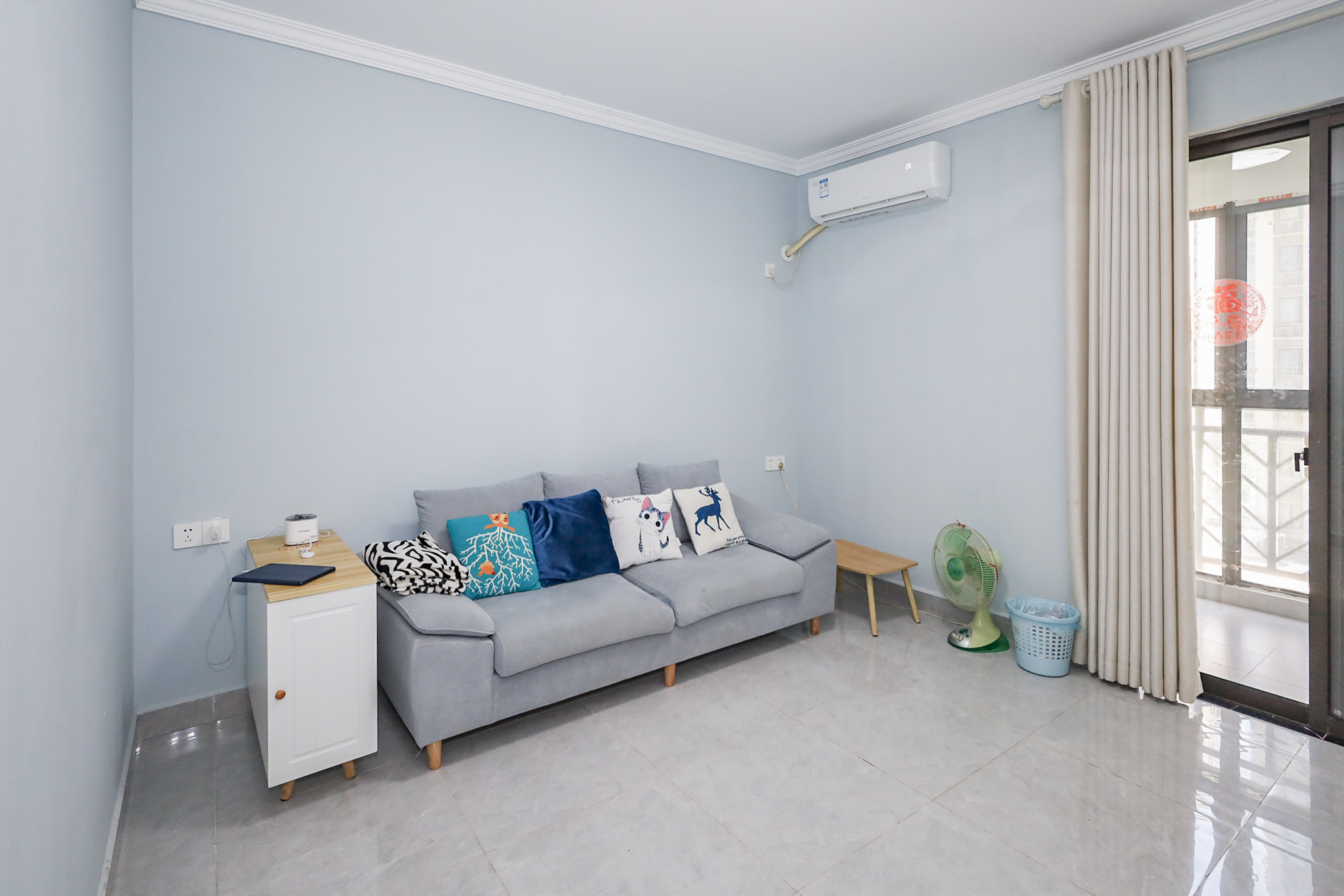 旭辉藏郡(藏郡、旭湘华府) 3室2厅1卫 208.0万 旭辉藏郡(藏郡、旭湘华府) 3室2厅1卫 208.0万客厅