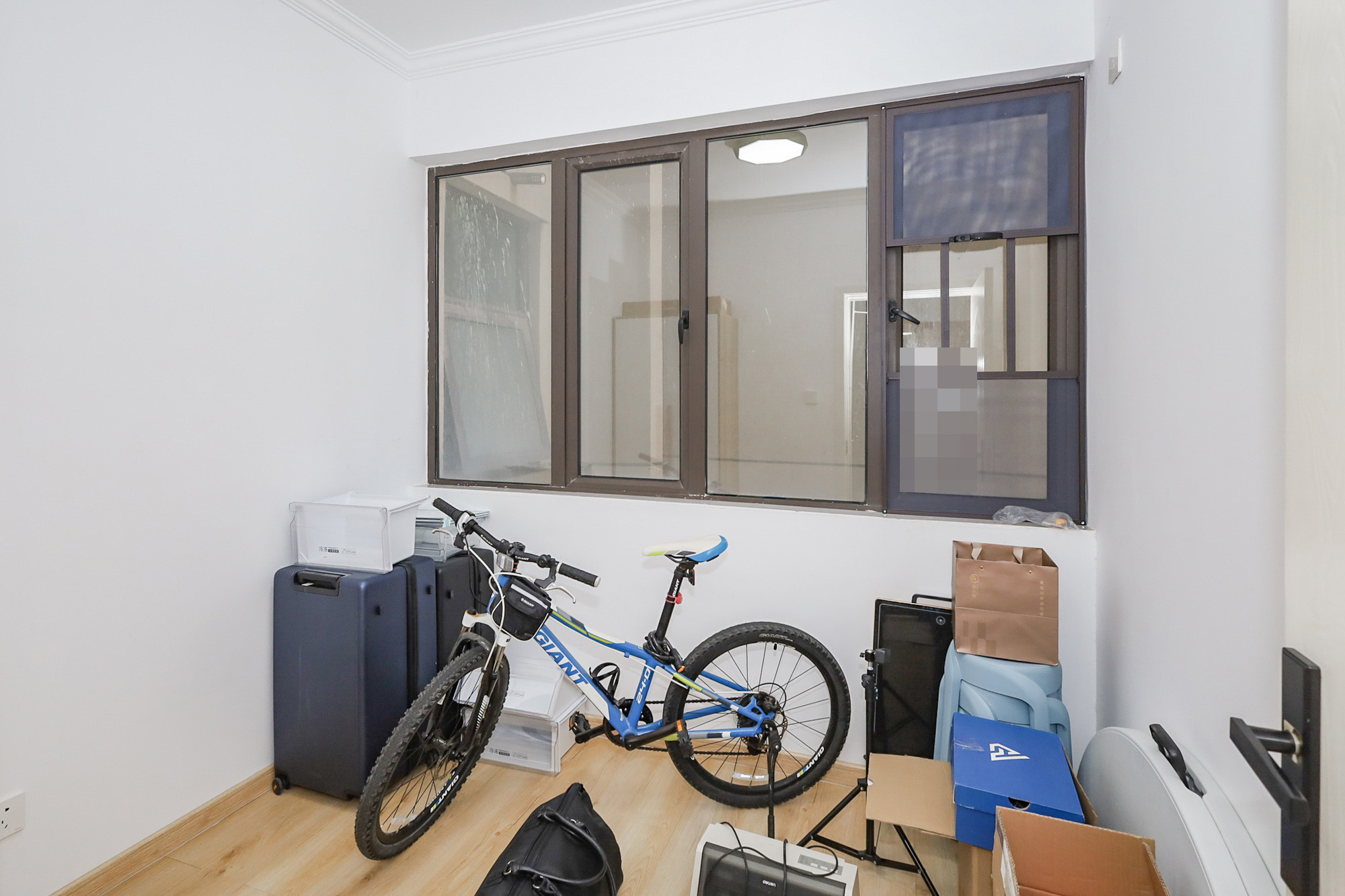 旭辉藏郡(藏郡、旭湘华府) 3室2厅1卫 208.0万 旭辉藏郡(藏郡、旭湘华府) 3室2厅1卫 208.0万卧室