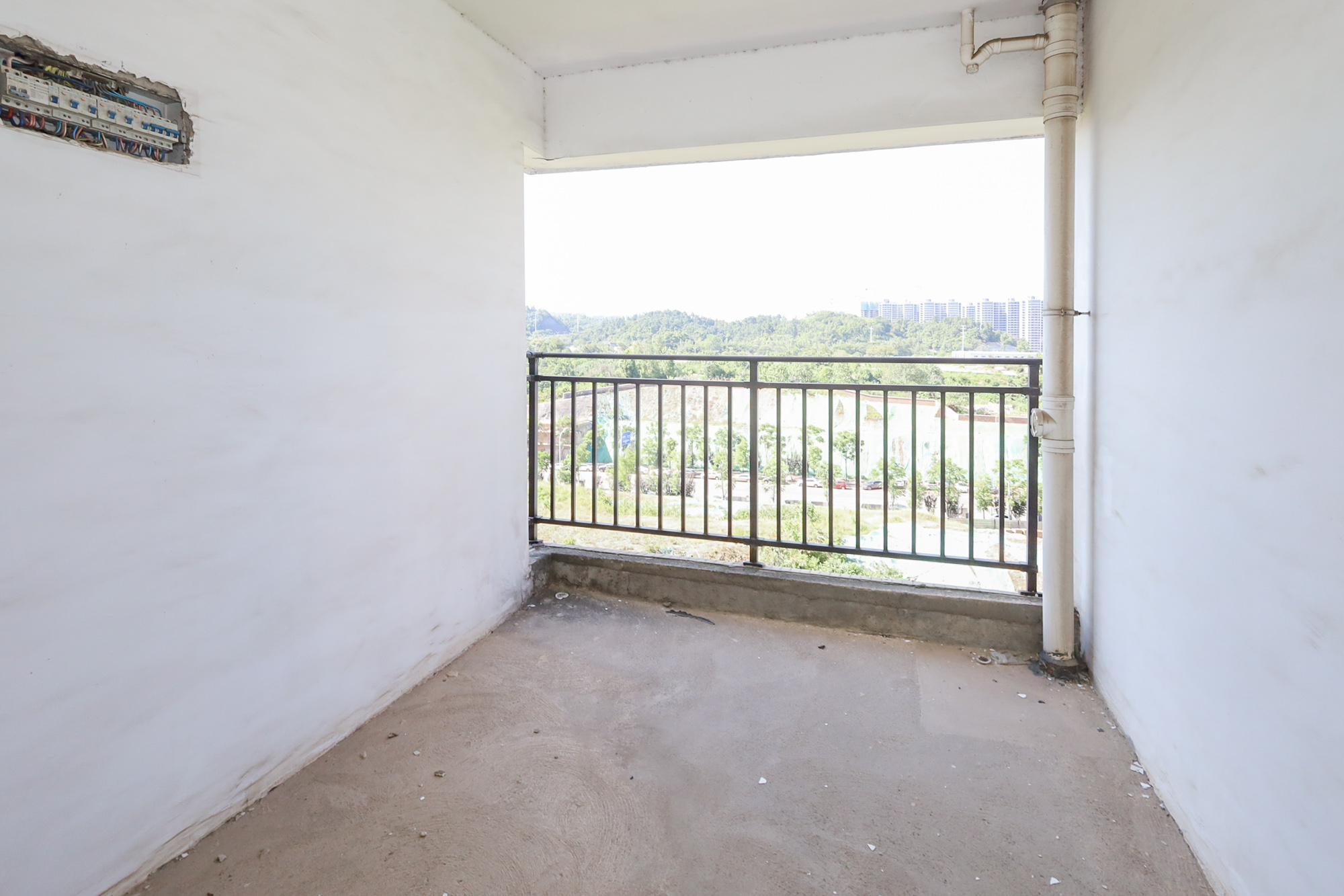 钰龙天下二期(钰龙佳园) 4室2厅2卫 275.0万 钰龙天下二期(钰龙佳园) 4室2厅2卫 275.0万卧室