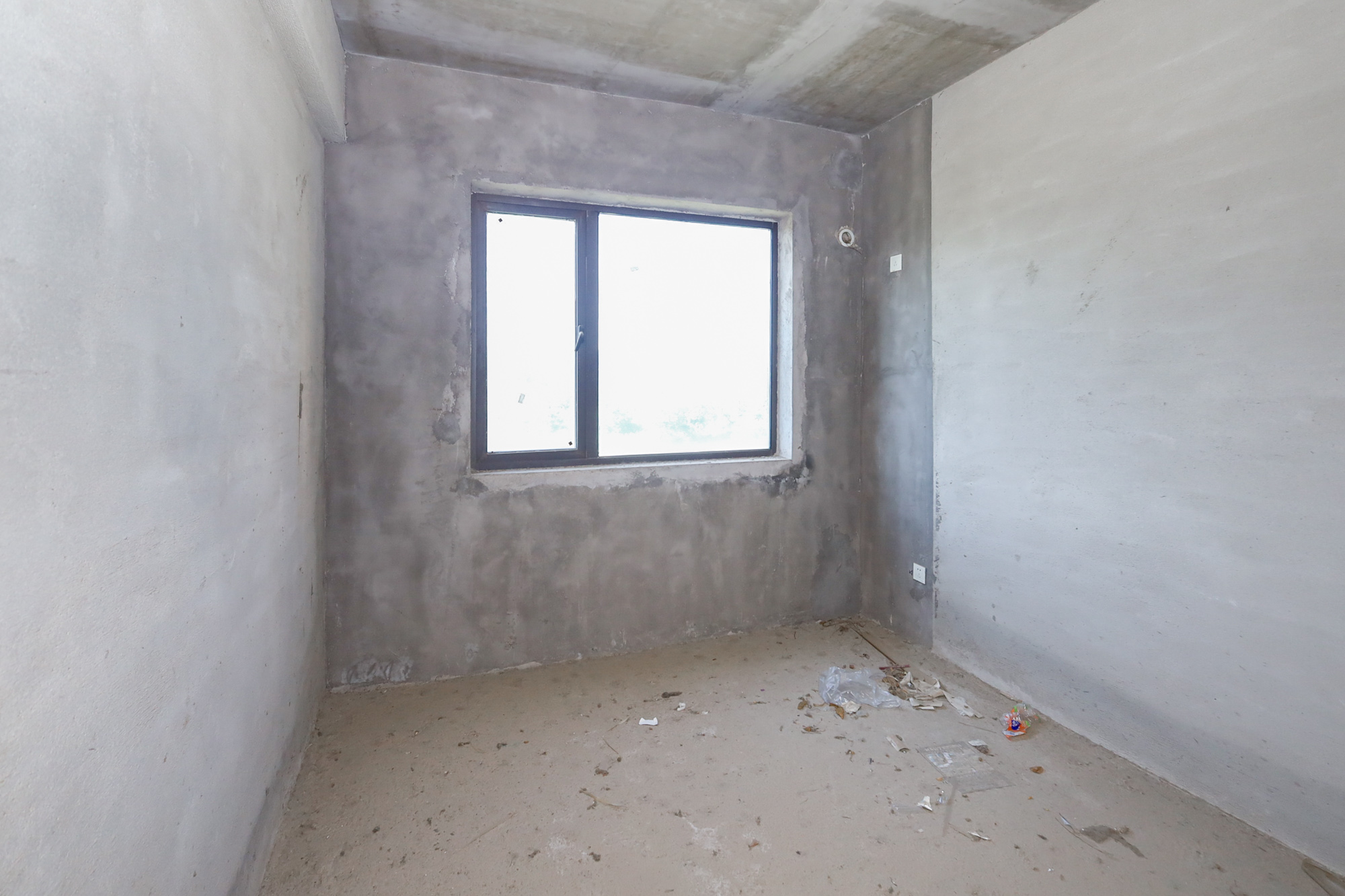 钰龙天下二期(钰龙佳园) 4室2厅2卫 275.0万 钰龙天下二期(钰龙佳园) 4室2厅2卫 275.0万卧室