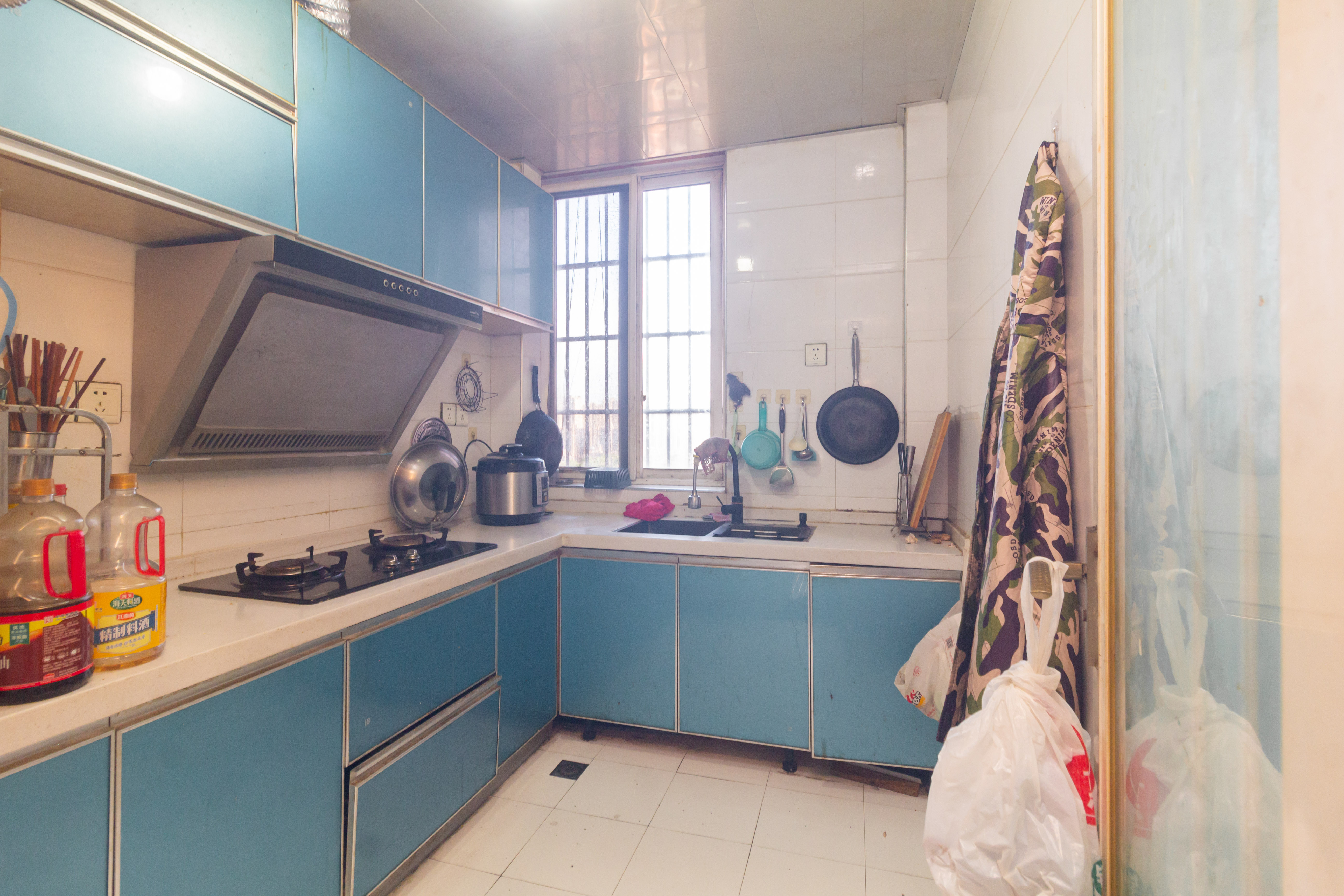 东城名苑 3室2厅2卫 64.8万 东城名苑 3室2厅2卫 64.8万厨房