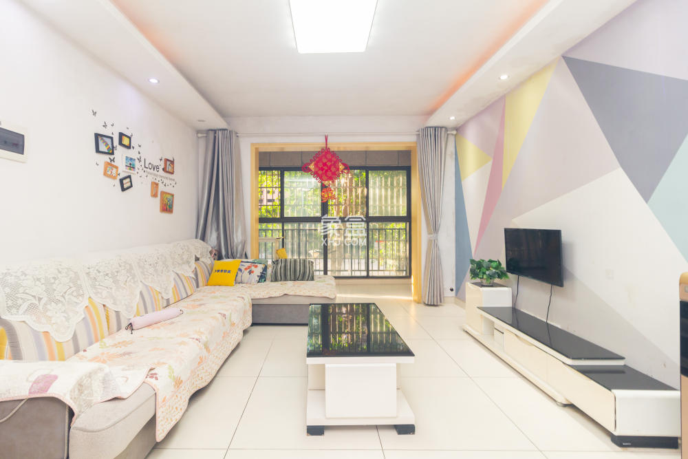 紫云阁  3室2厅1卫    63.8万