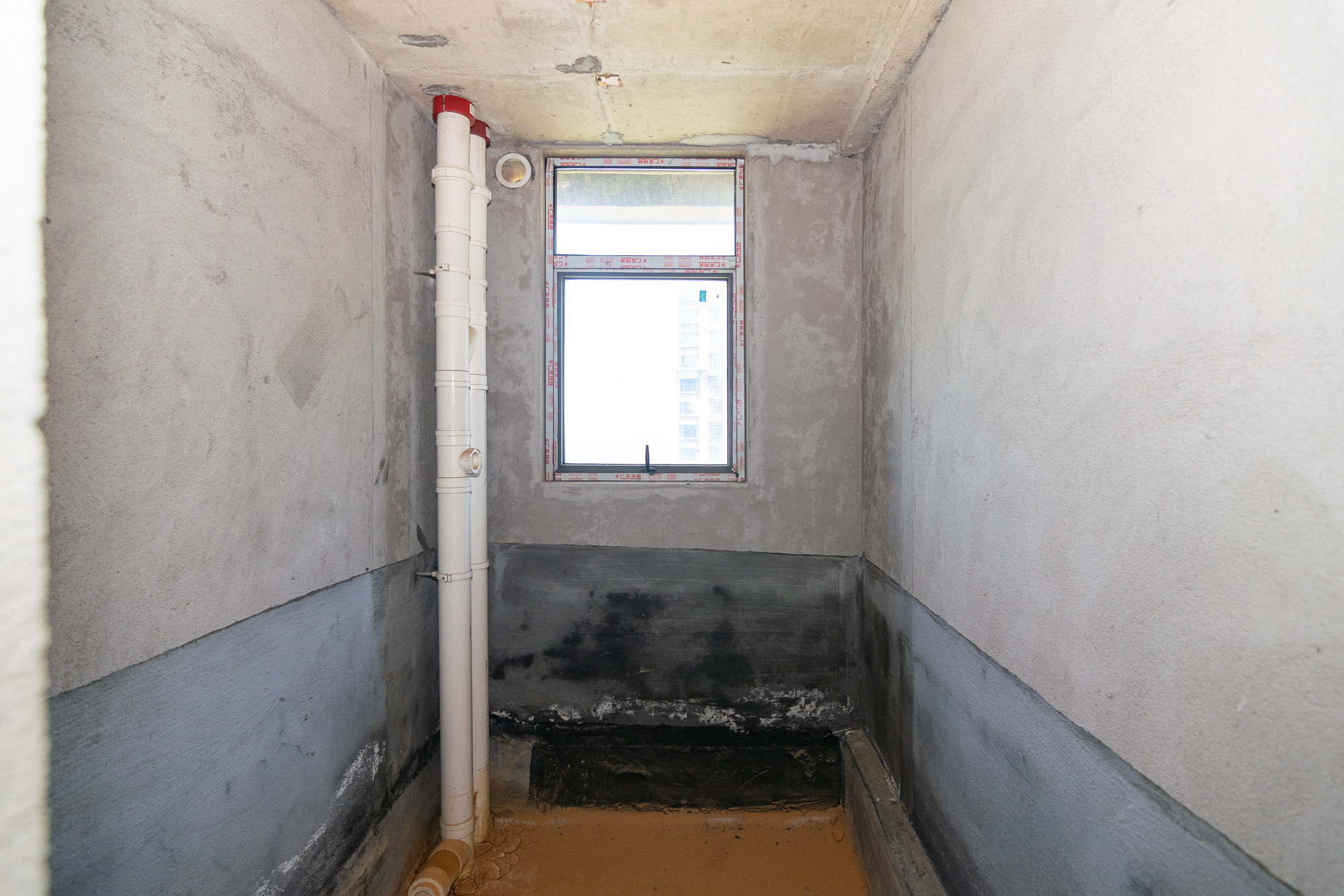 大汉公园里(大汉幸福佳园)  4室2厅2卫    79.8万 大汉公园里(大汉幸福佳园)  4室2厅2卫    79.8万卫生间