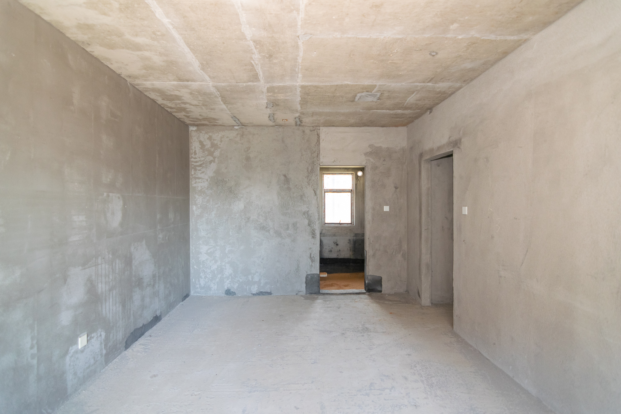 大汉公园里(大汉幸福佳园)  4室2厅2卫    79.8万 大汉公园里(大汉幸福佳园)  4室2厅2卫    79.8万卧室