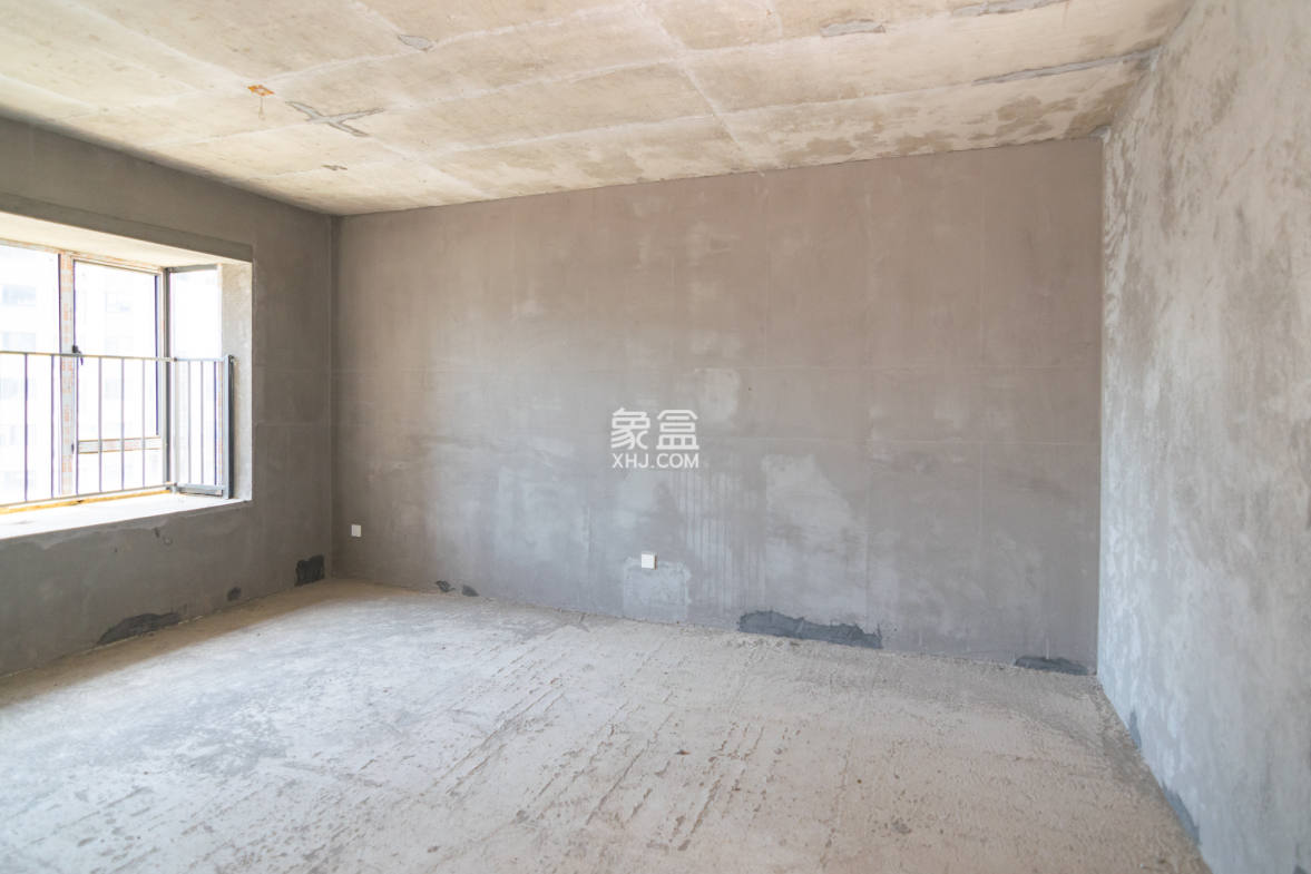 大汉公园里(大汉幸福佳园)  4室2厅2卫    79.8万 大汉公园里(大汉幸福佳园)  4室2厅2卫    79.8万卧室