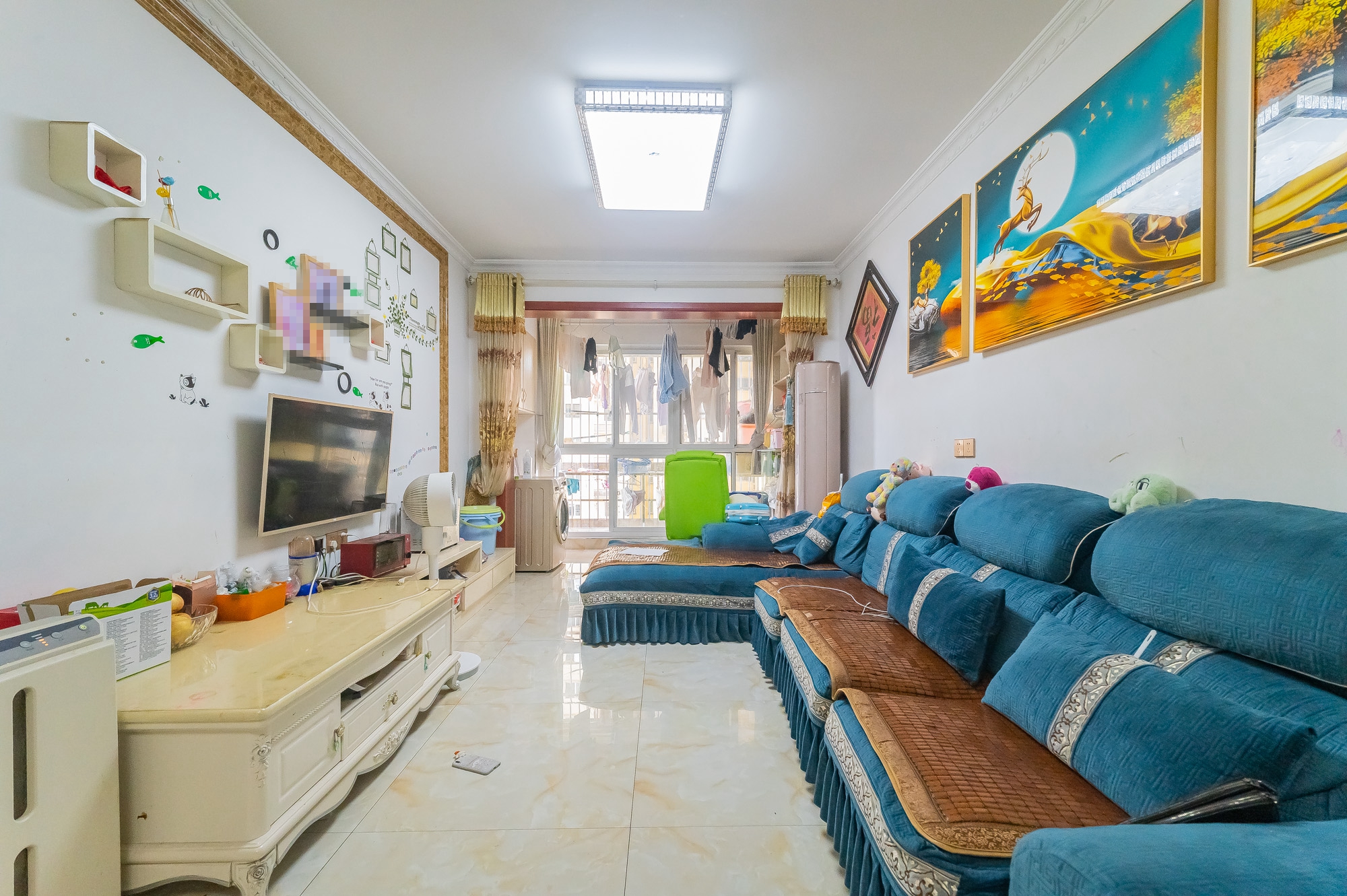 MOMA当代广场 3室2厅1卫 72.0万 MOMA当代广场 3室2厅1卫 72.0万客厅