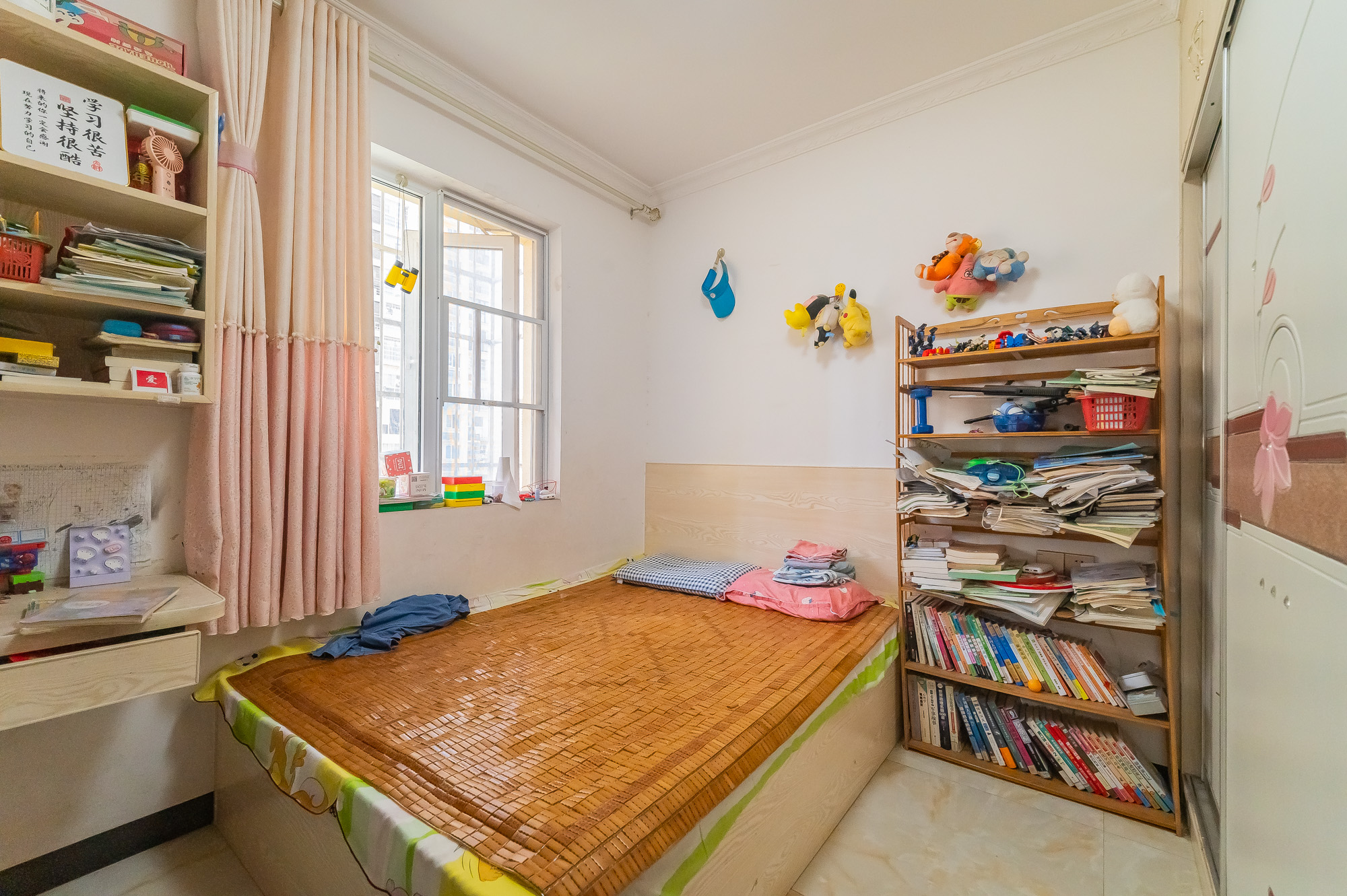 MOMA当代广场 3室2厅1卫 72.0万 MOMA当代广场 3室2厅1卫 72.0万卧室