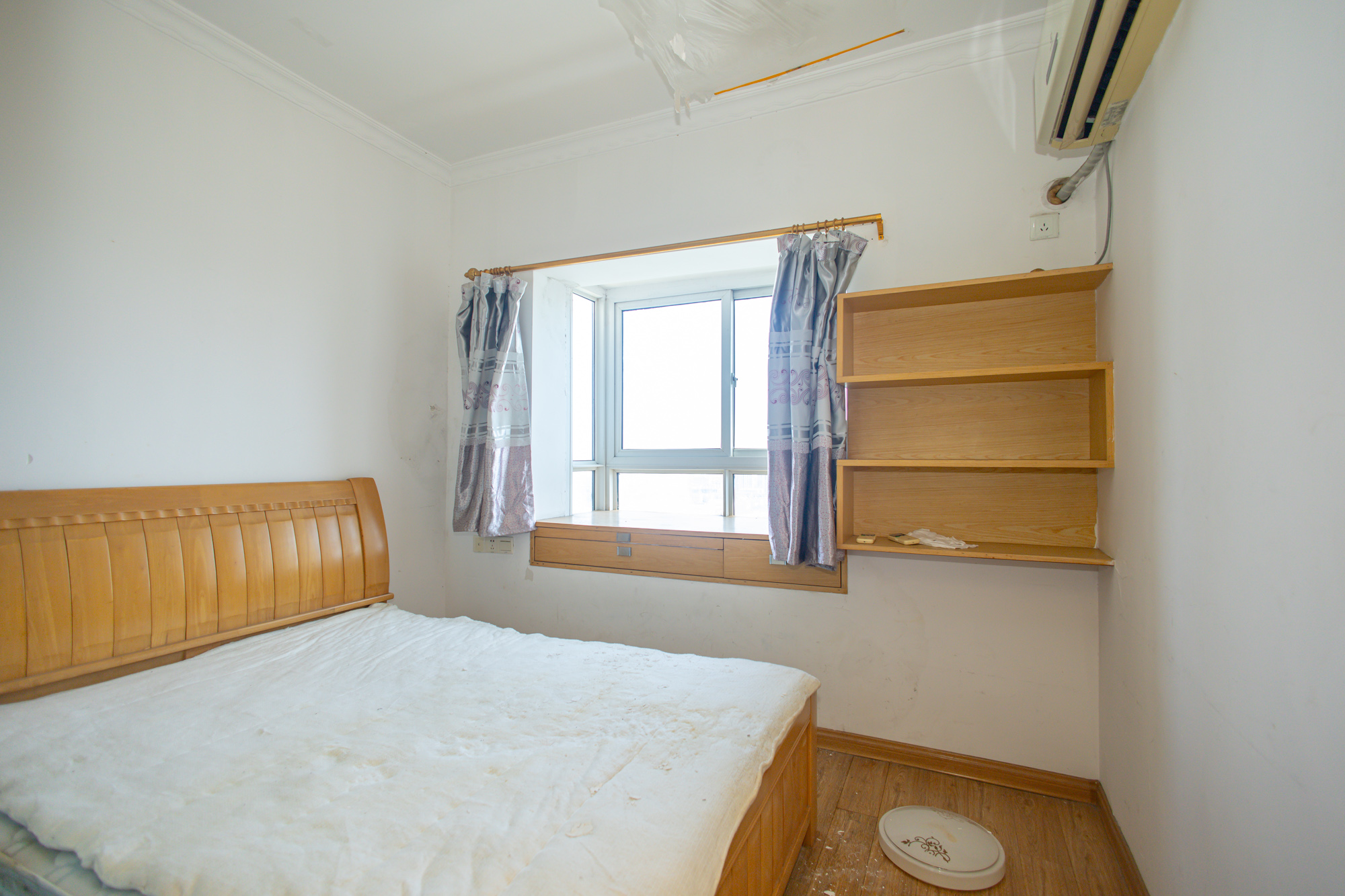 时代星城  2室2厅1卫    45.0万卧室