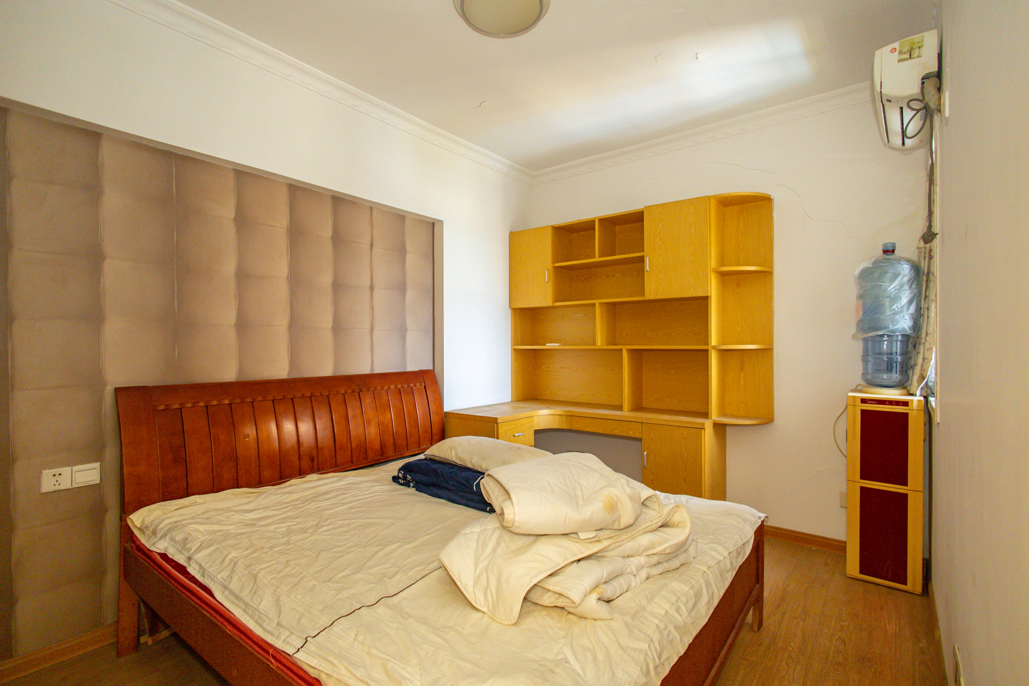 时代星城  2室2厅1卫    45.0万卧室