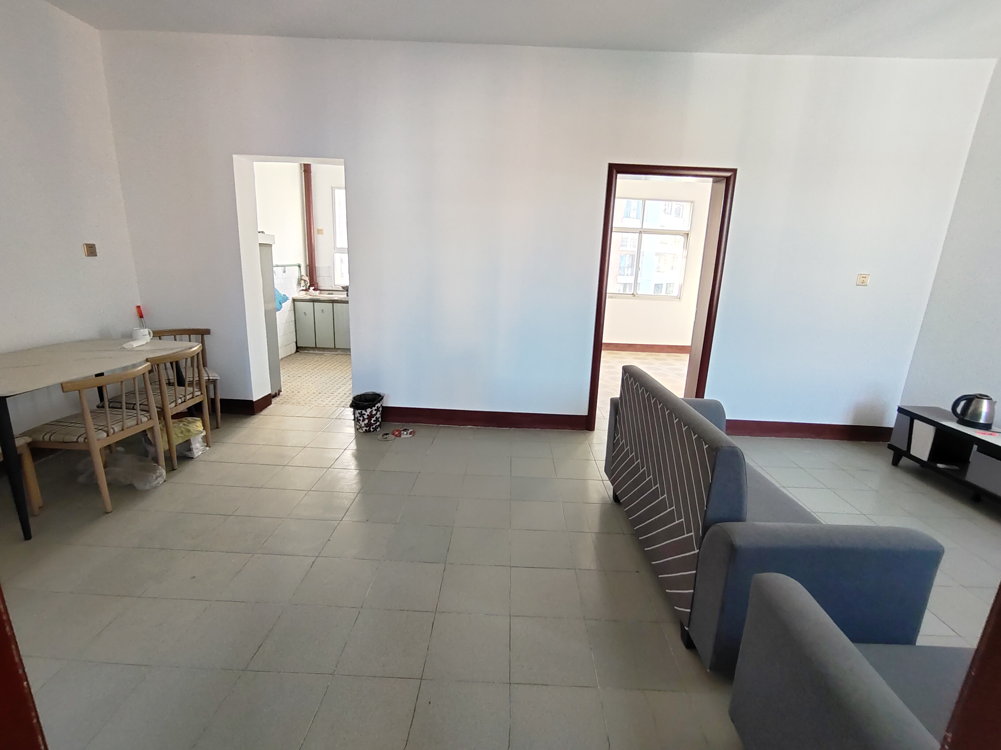 天鹅花园 3室2厅1卫 20.0万 天鹅花园 3室2厅1卫 20.0万室内图