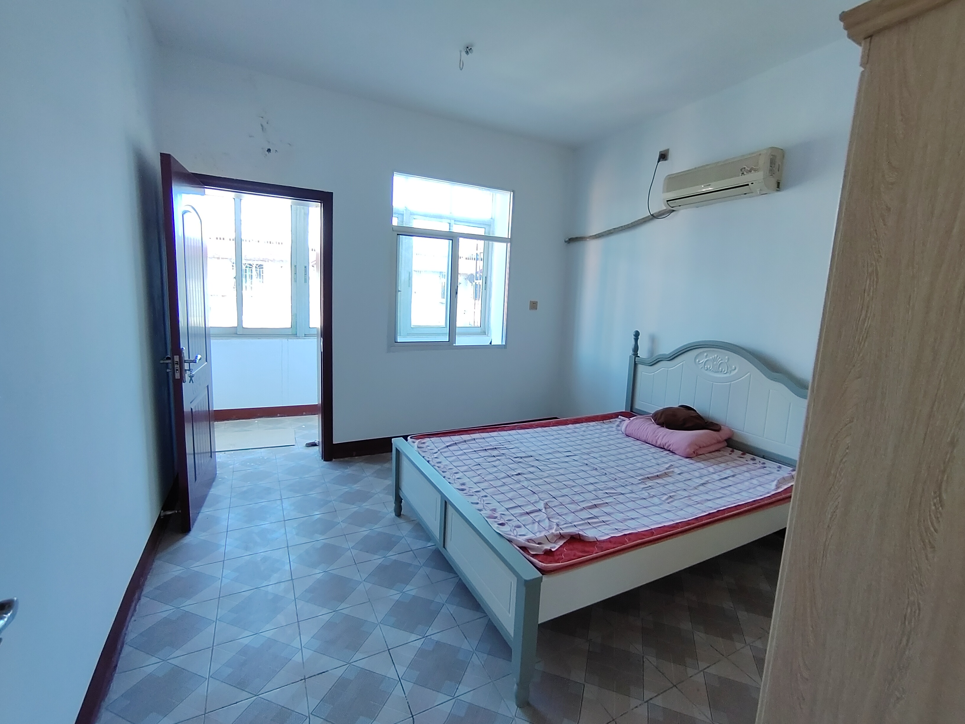 天鹅花园 3室2厅1卫 20.0万 天鹅花园 3室2厅1卫 20.0万室内图