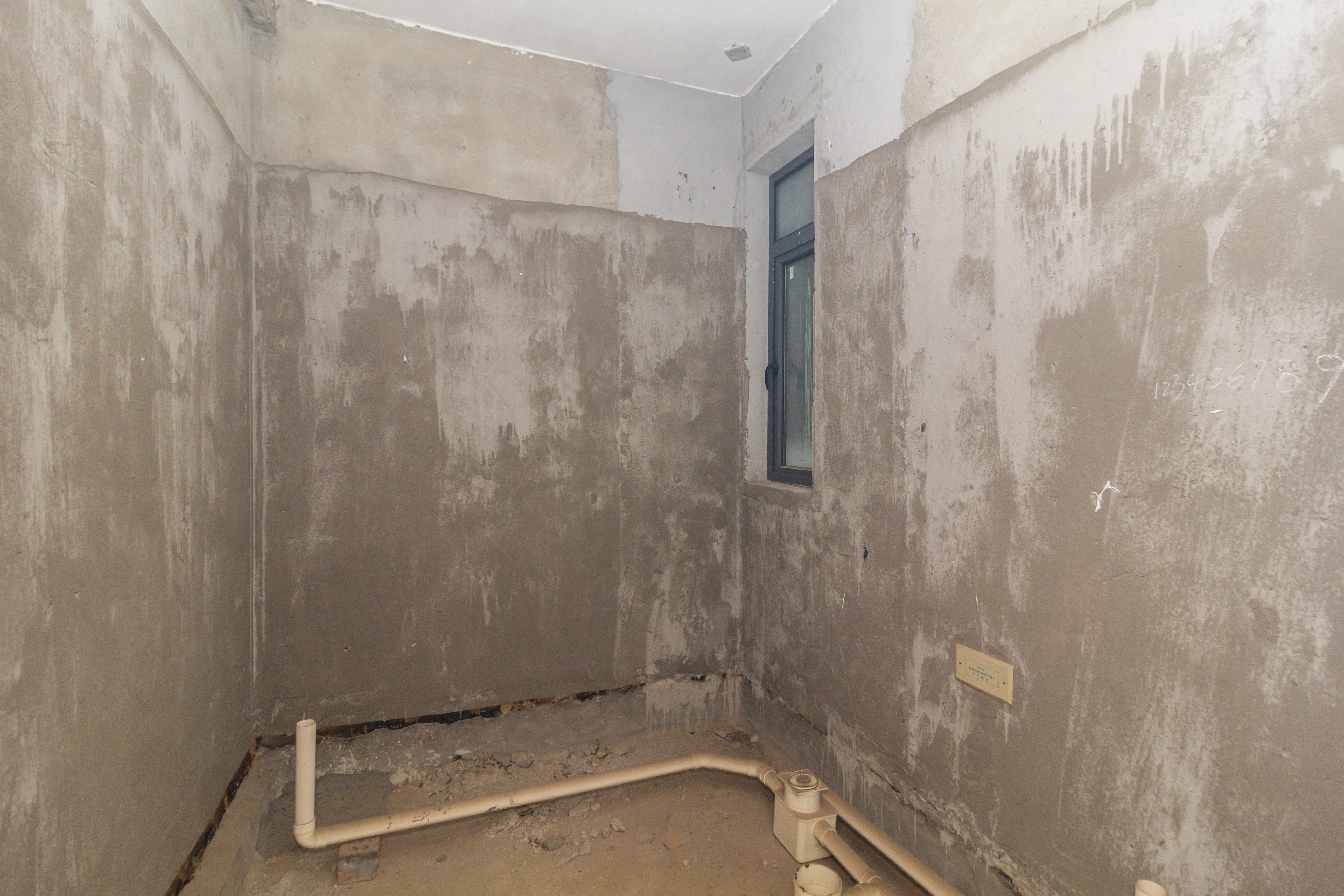 中国铁建国际城一期  3室2厅2卫   82.80万卫生间