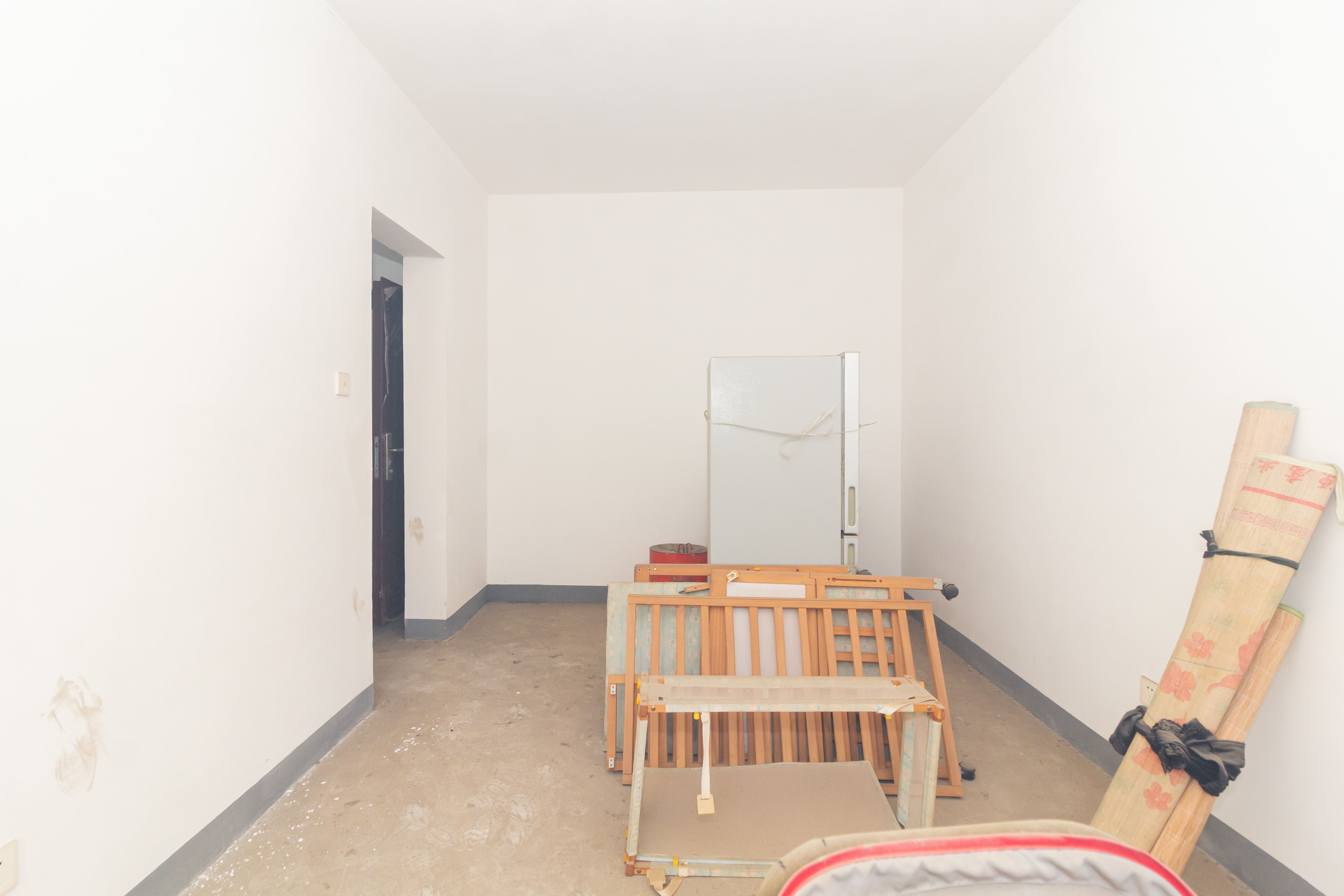 中国铁建国际城一期  3室2厅2卫    81.8万 中国铁建国际城一期  3室2厅2卫    81.8万卧室