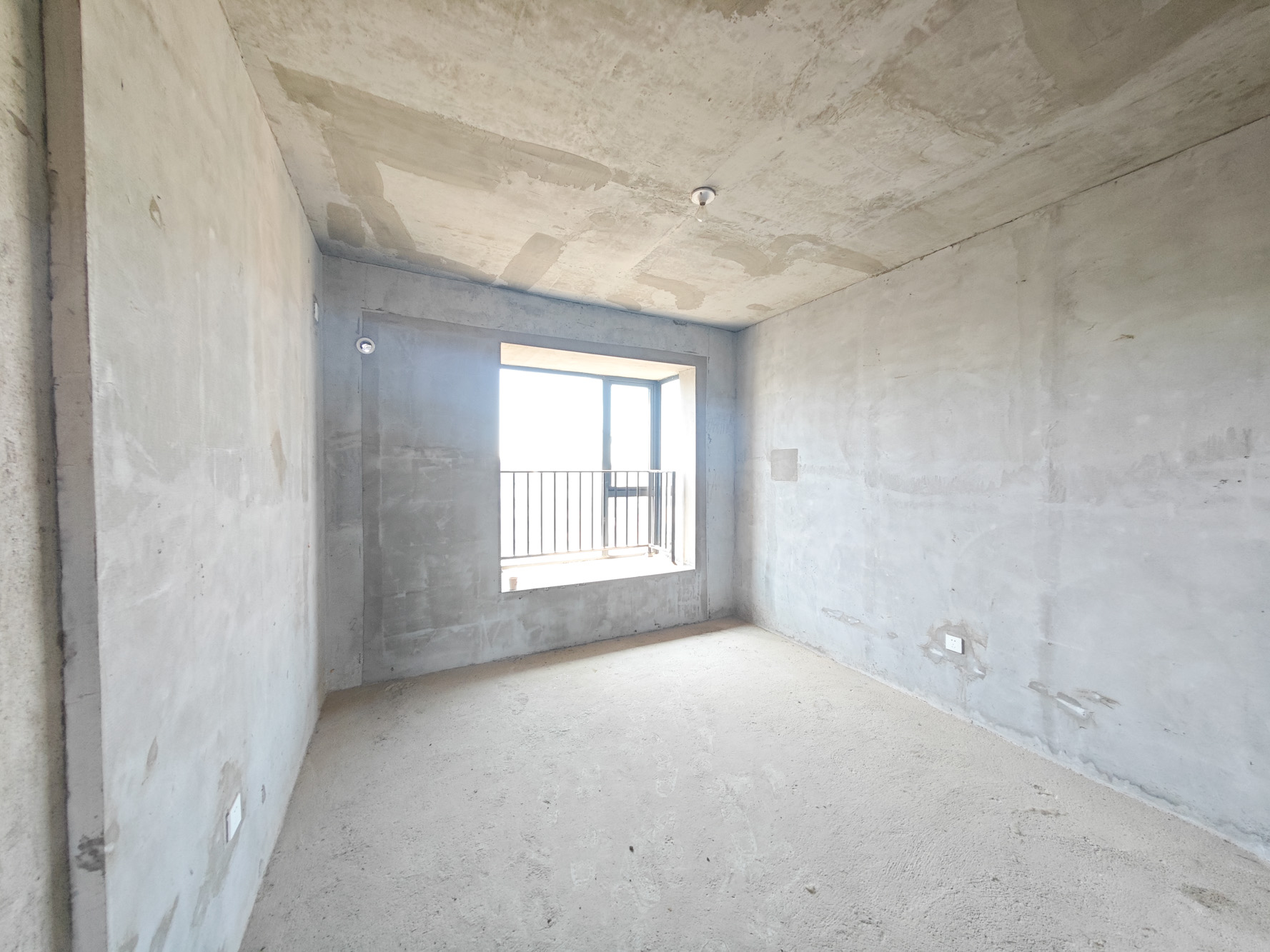 中建嘉和城  3室2厅2卫   89.00万卧室