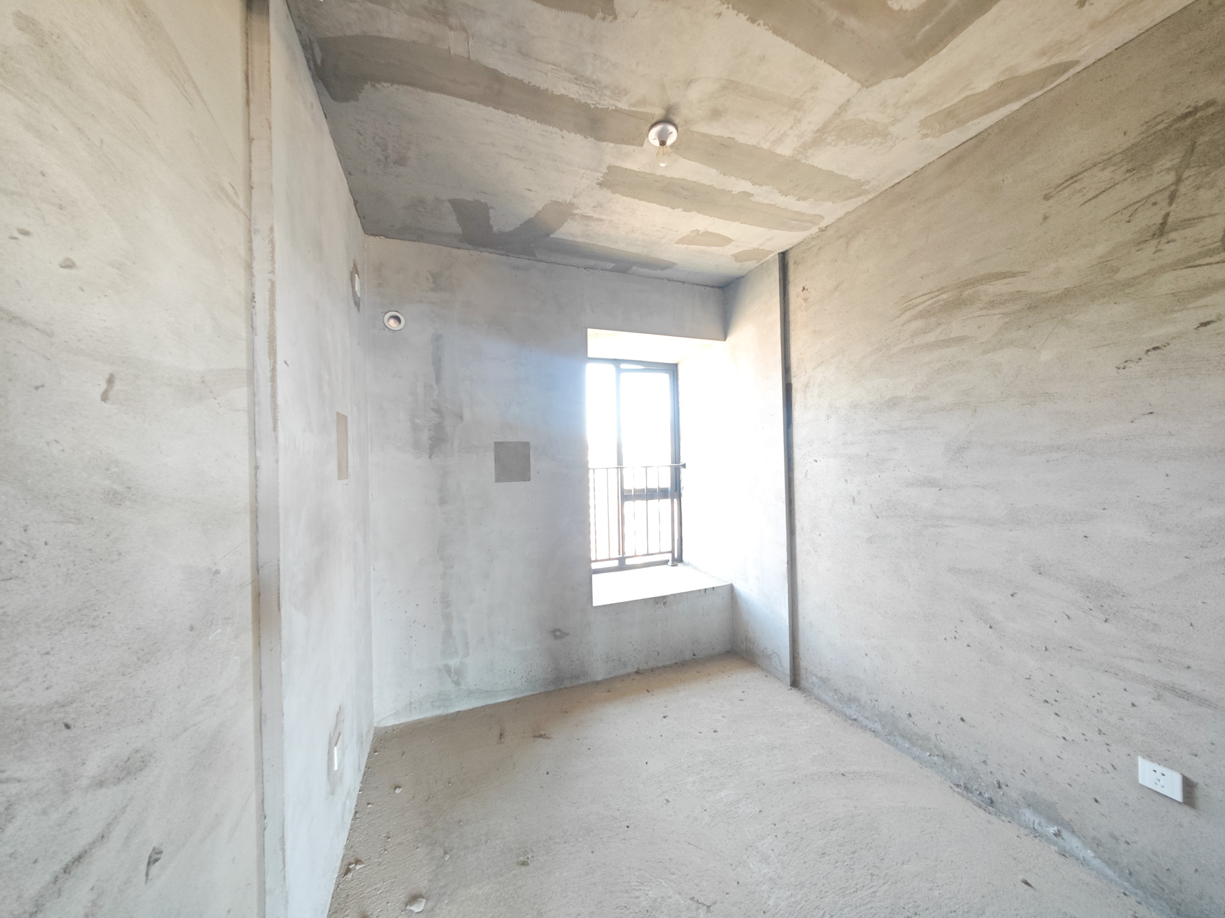 中建嘉和城  3室2厅2卫   89.00万卧室