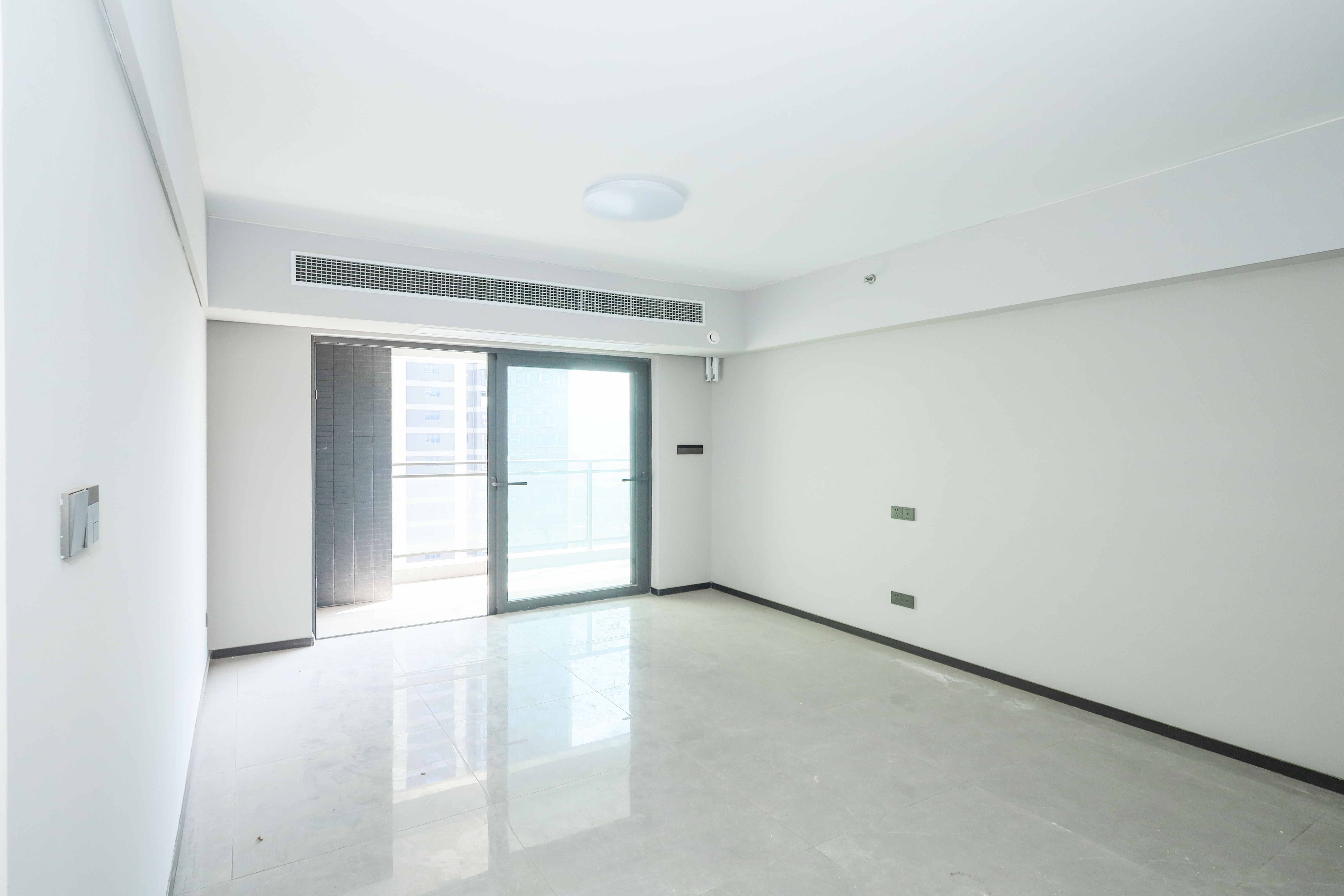 时代梅溪领峰  4室2厅2卫    169.0万 时代梅溪领峰  4室2厅2卫    169.0万客厅