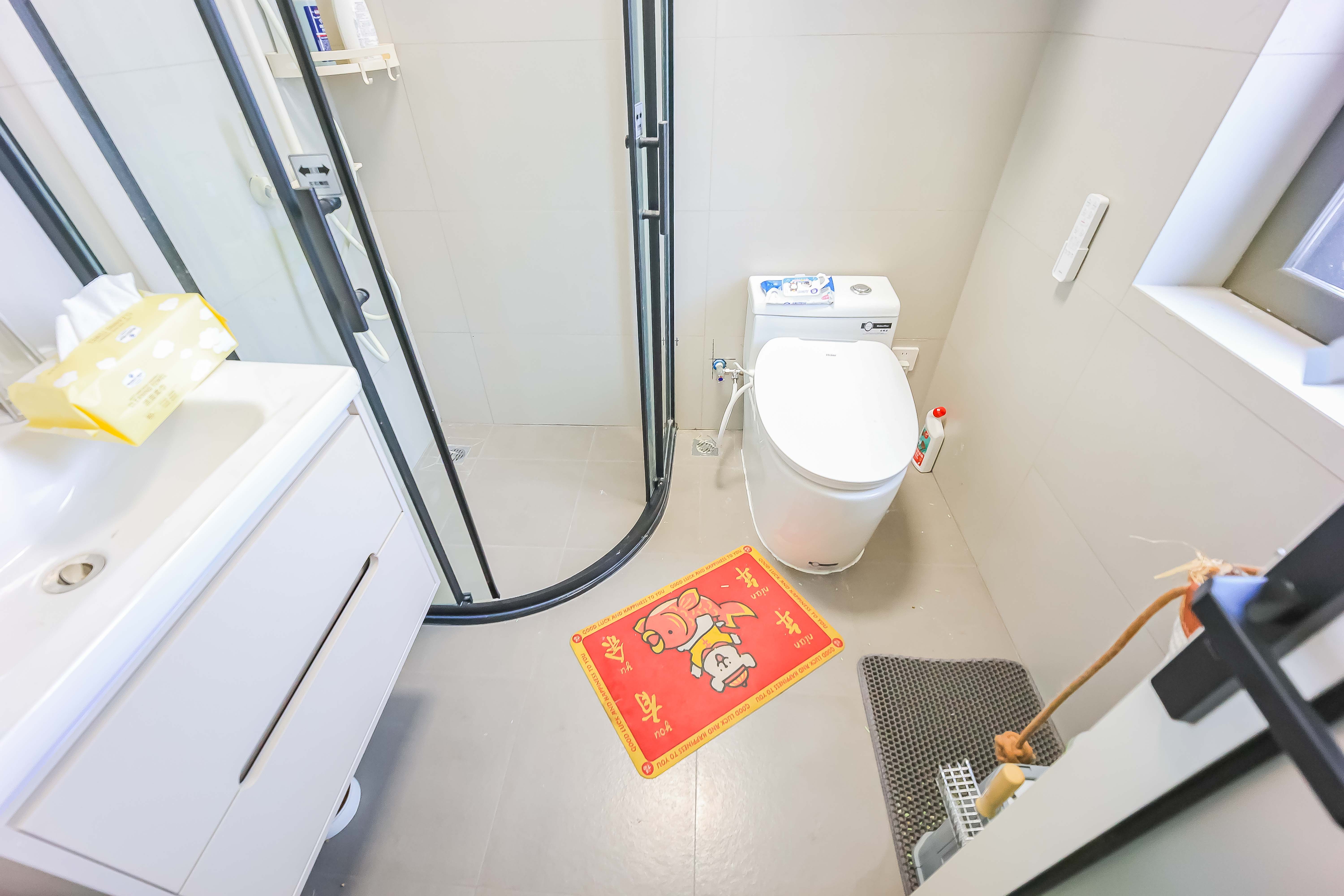 向家湾社区（含富湘公寓）  3室2厅2卫   138.00万卫生间
