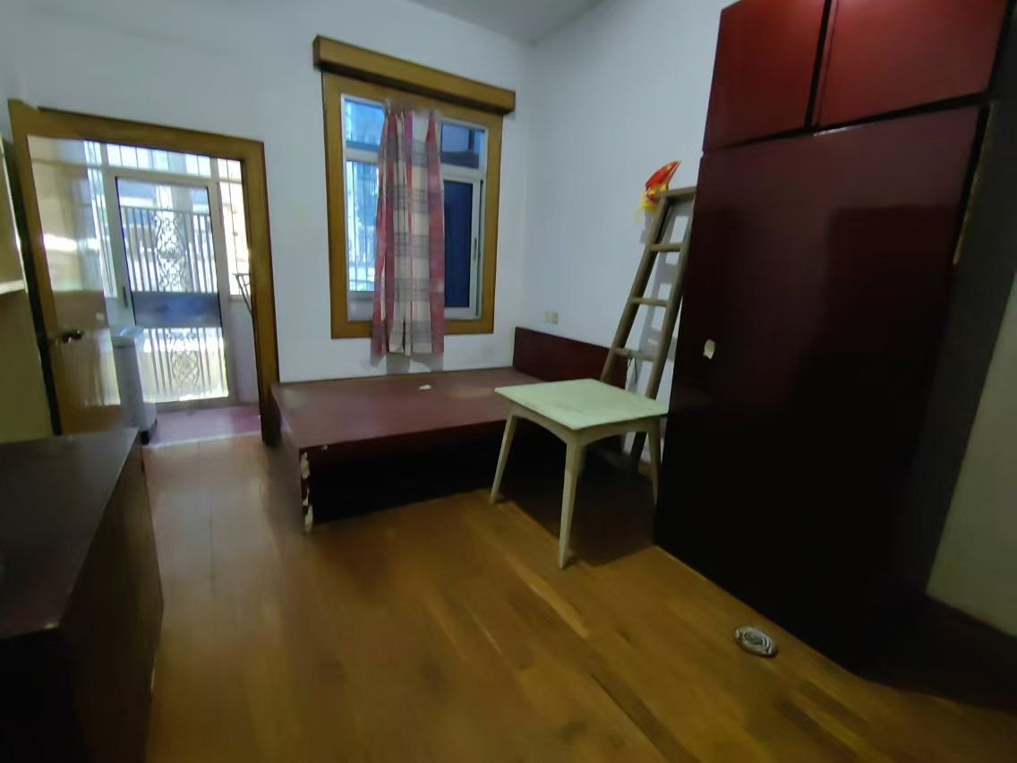 新民二村 2室1厅1卫 12.0万 新民二村 2室1厅1卫 12.0万室内图