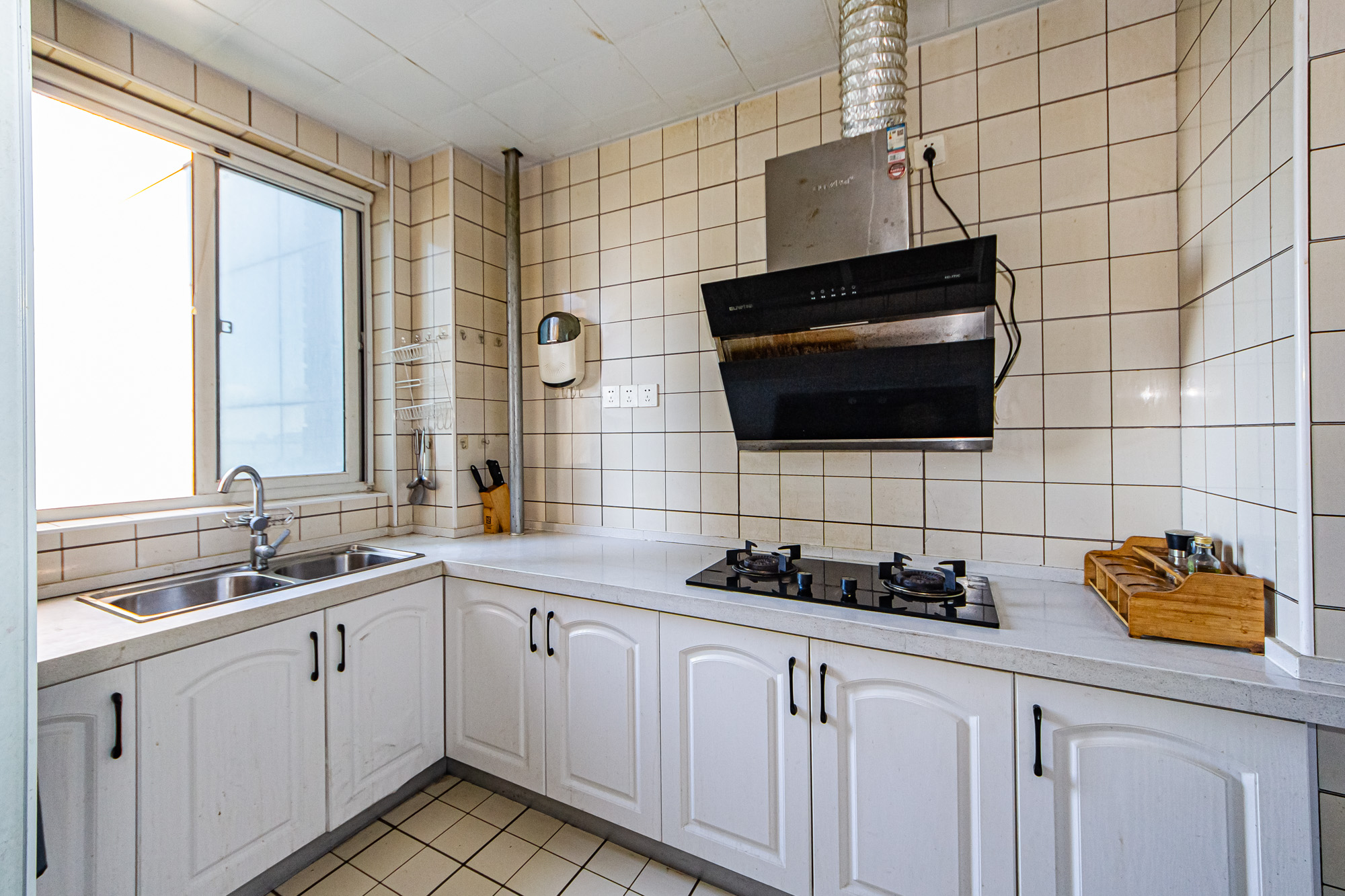 北辰三角洲C3区 3室2厅2卫 170.0万 北辰三角洲C3区 3室2厅2卫 170.0万厨房