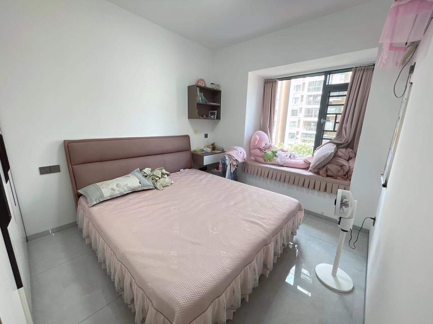 庐山春天二期曼城 3室2厅2卫 90.0万 庐山春天二期曼城 3室2厅2卫 90.0万室内图