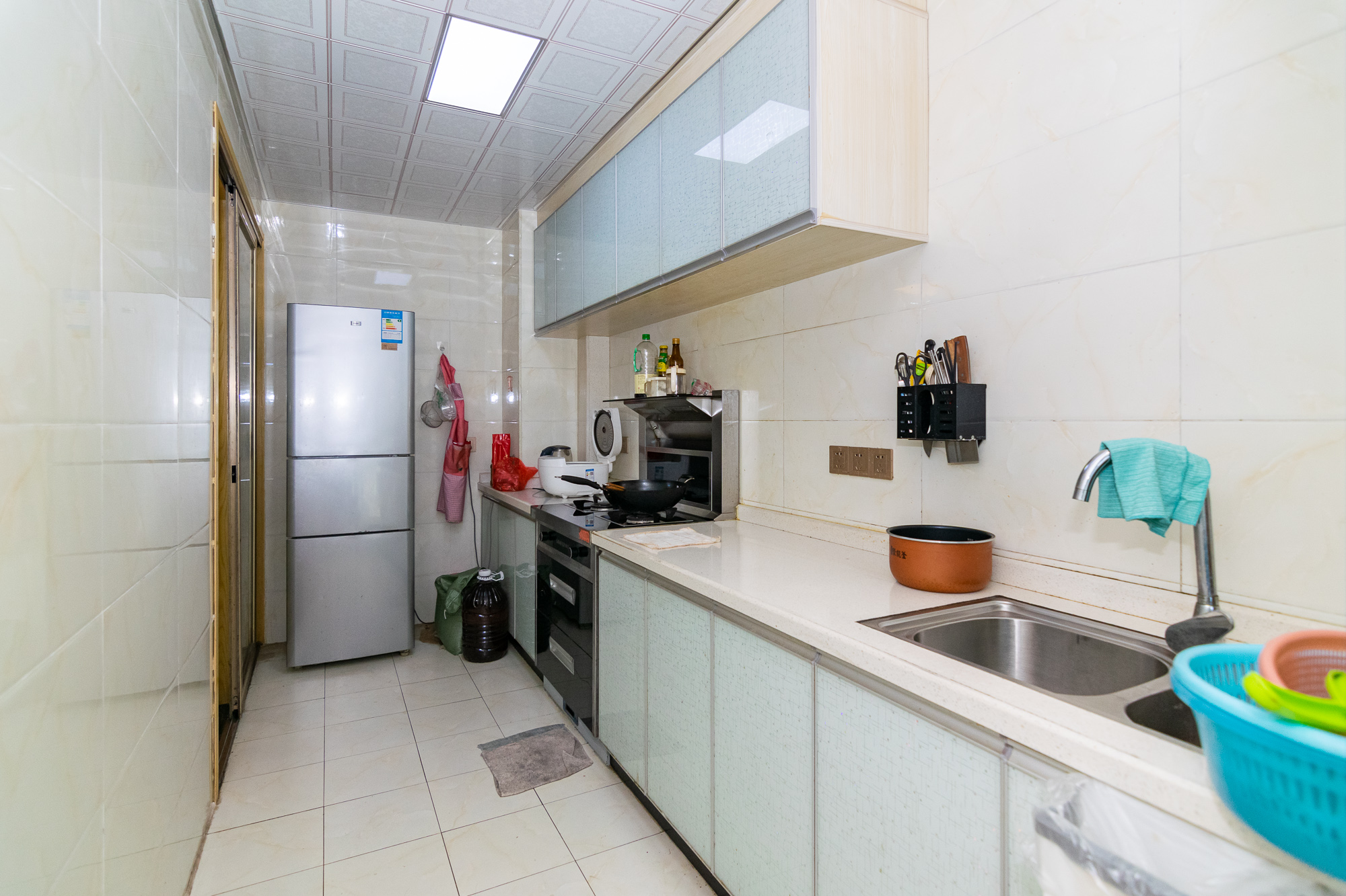 红建滨水铭城  2室2厅1卫    53.0万 红建滨水铭城  2室2厅1卫    53.0万厨房