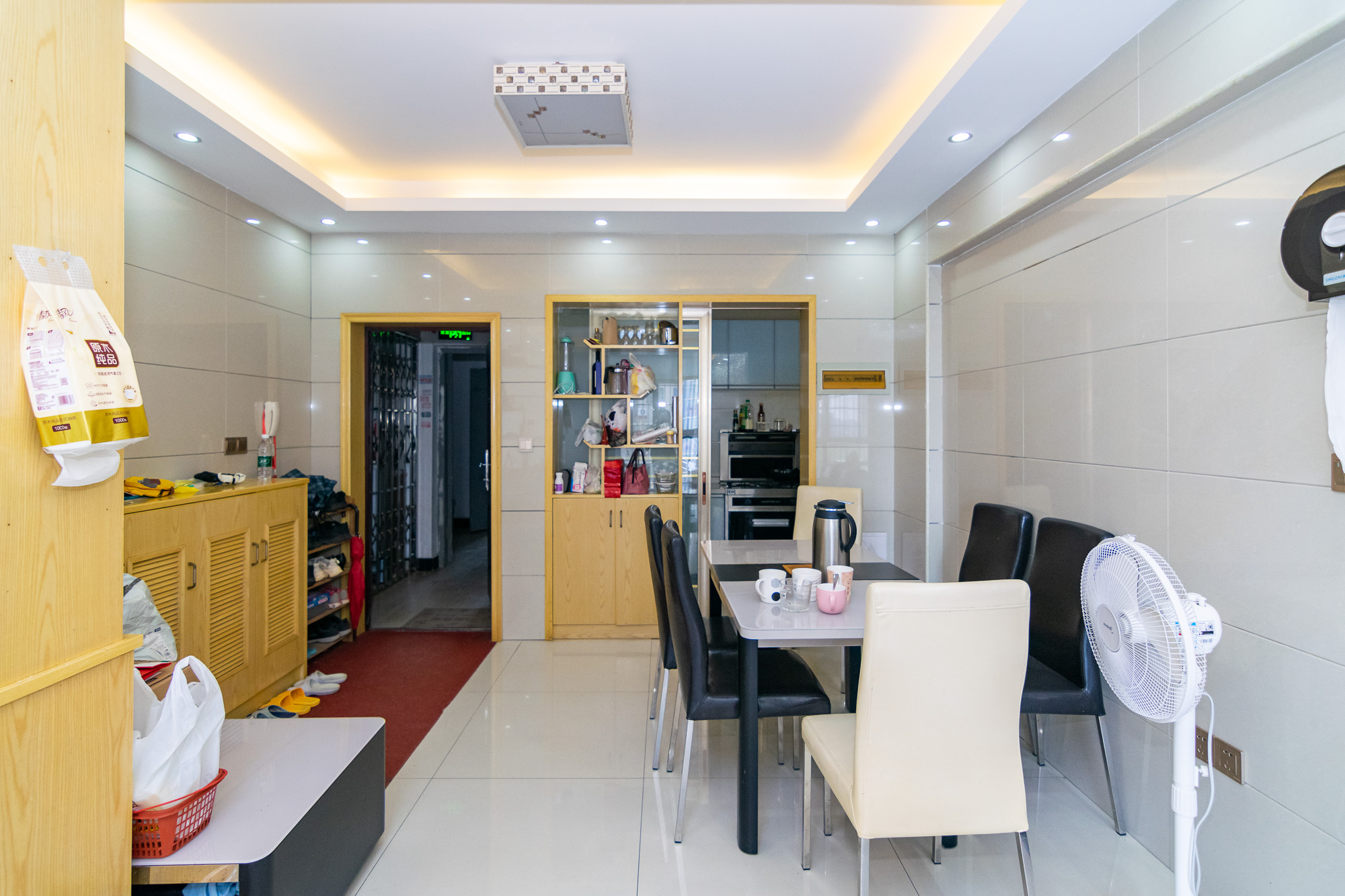 红建滨水铭城  2室2厅1卫    53.0万 红建滨水铭城  2室2厅1卫    53.0万客厅