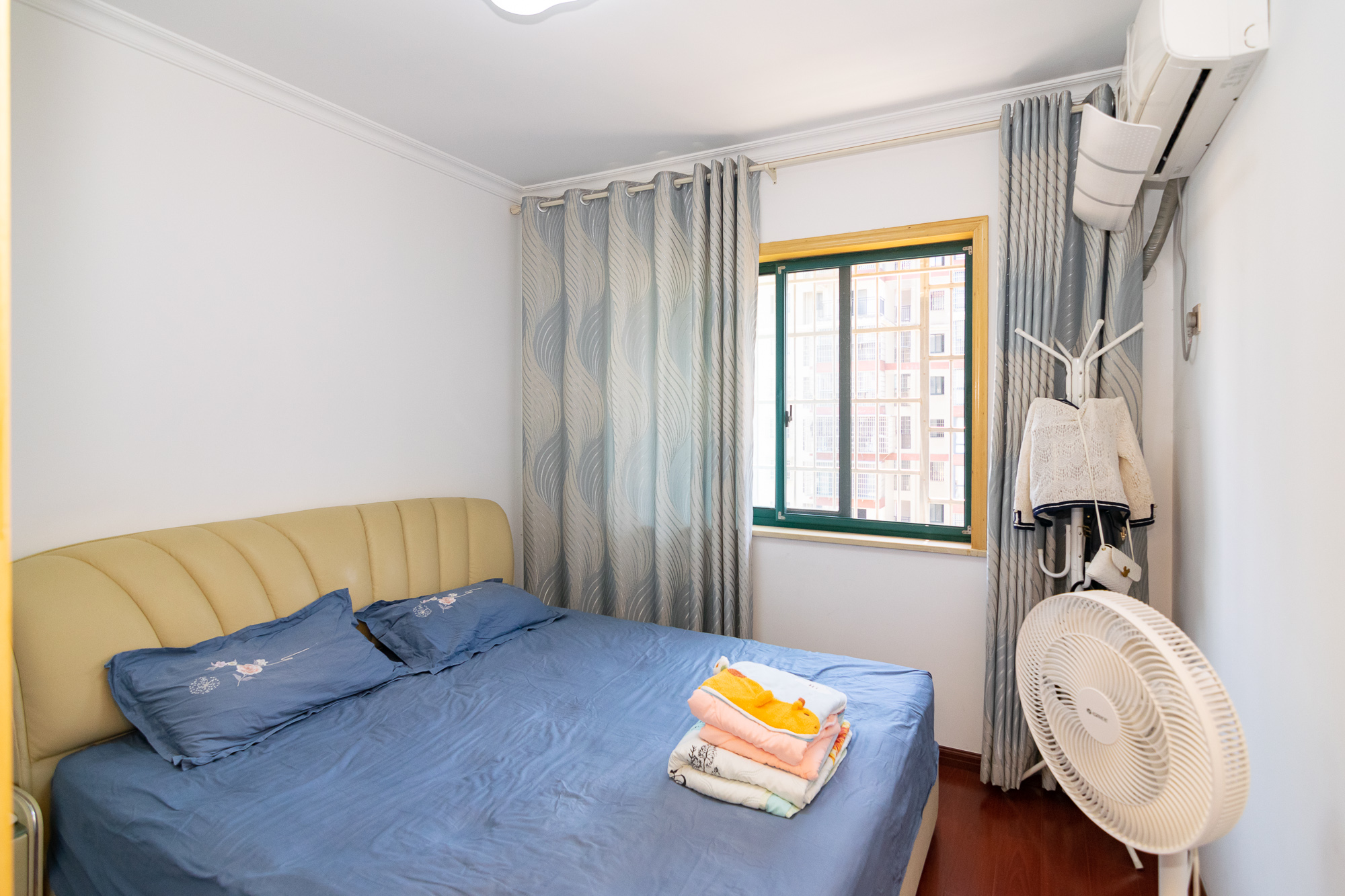 红建滨水铭城  2室2厅1卫    53.0万 红建滨水铭城  2室2厅1卫    53.0万卧室