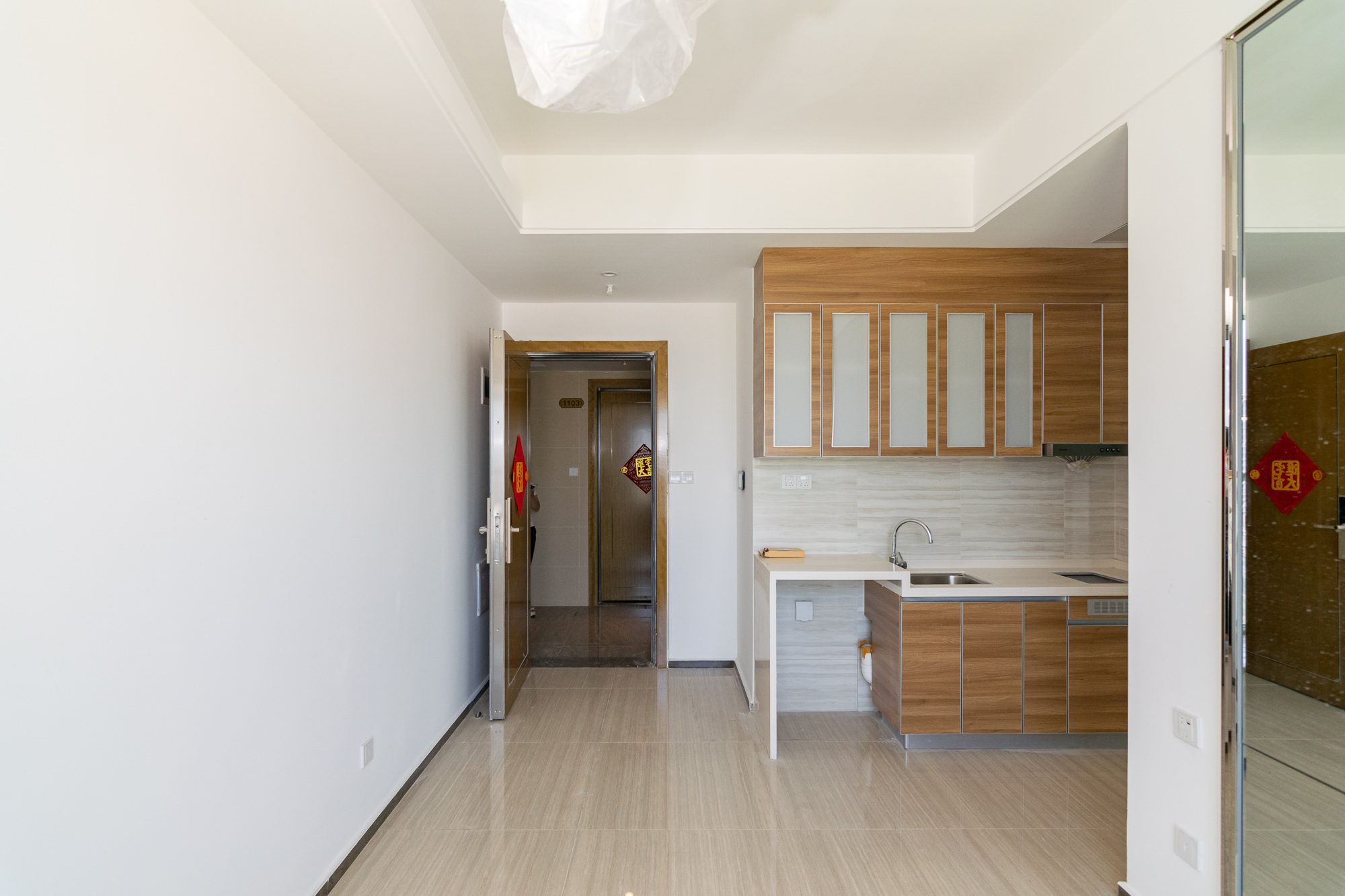 恒大时代广场 1室1厅1卫 27.0万 恒大时代广场 1室1厅1卫 27.0万客厅