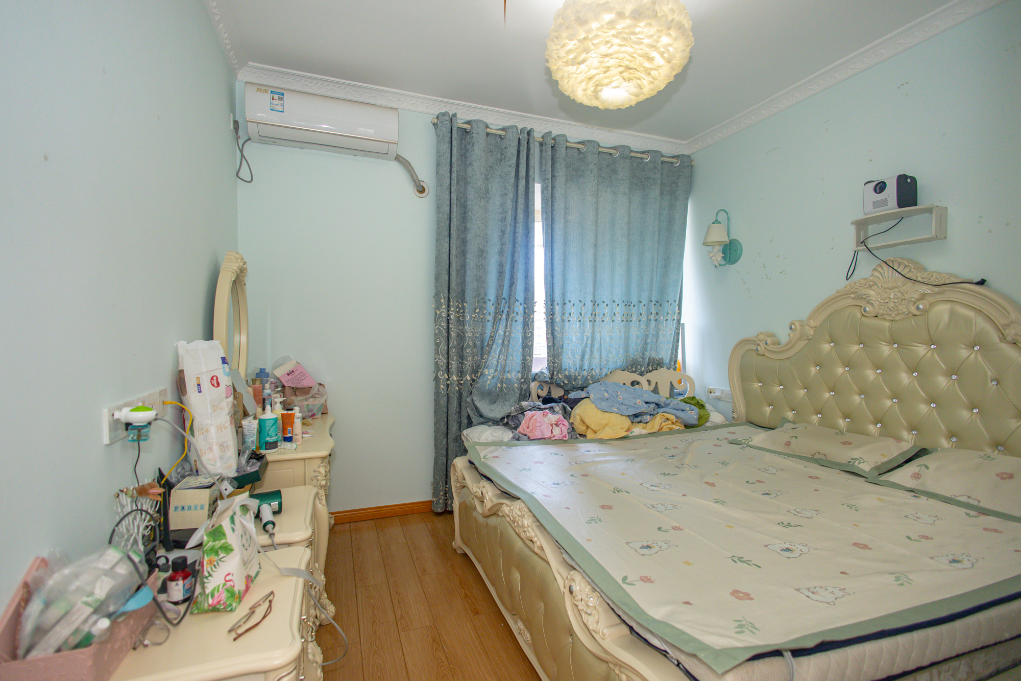 金科时代中心 3室1厅1卫 68.8万 金科时代中心 3室1厅1卫 68.8万卧室