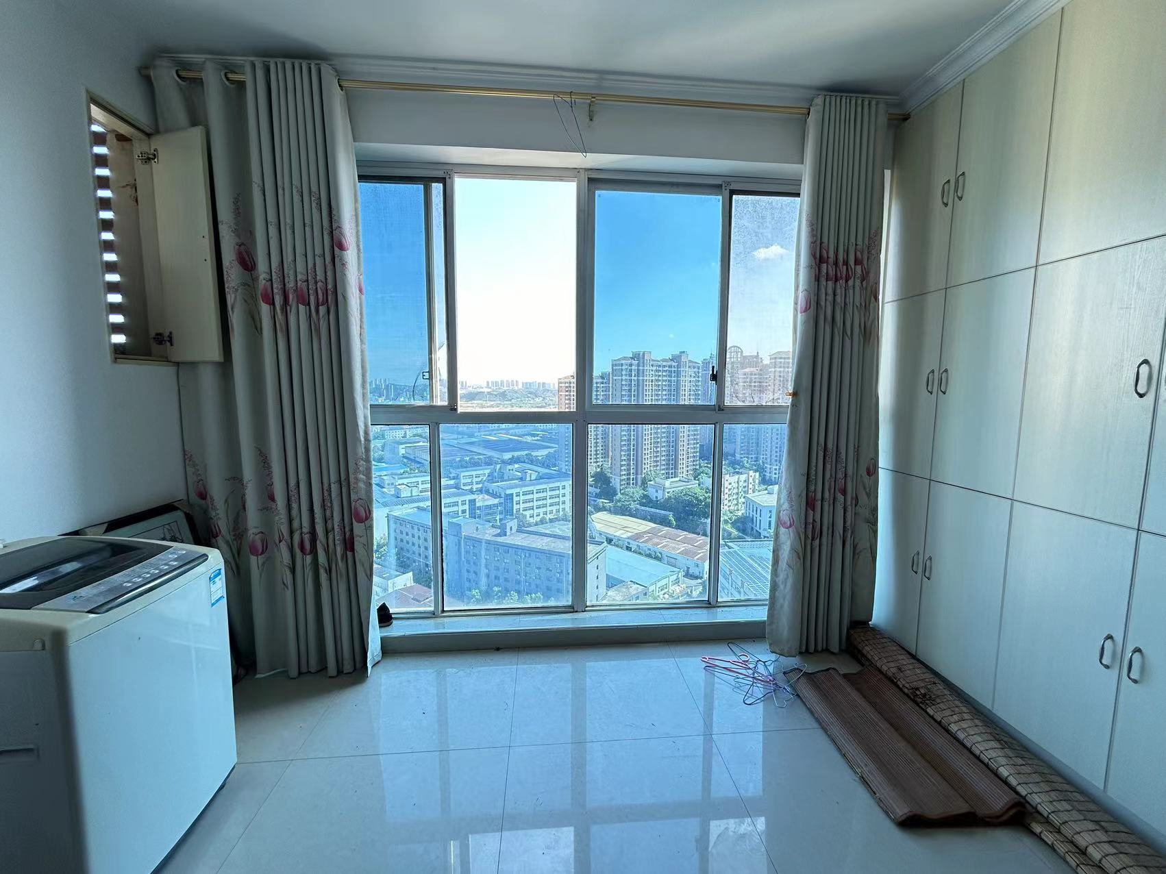 康馨佳园 3室2厅1卫 46.0万 康馨佳园 3室2厅1卫 46.0万室内图