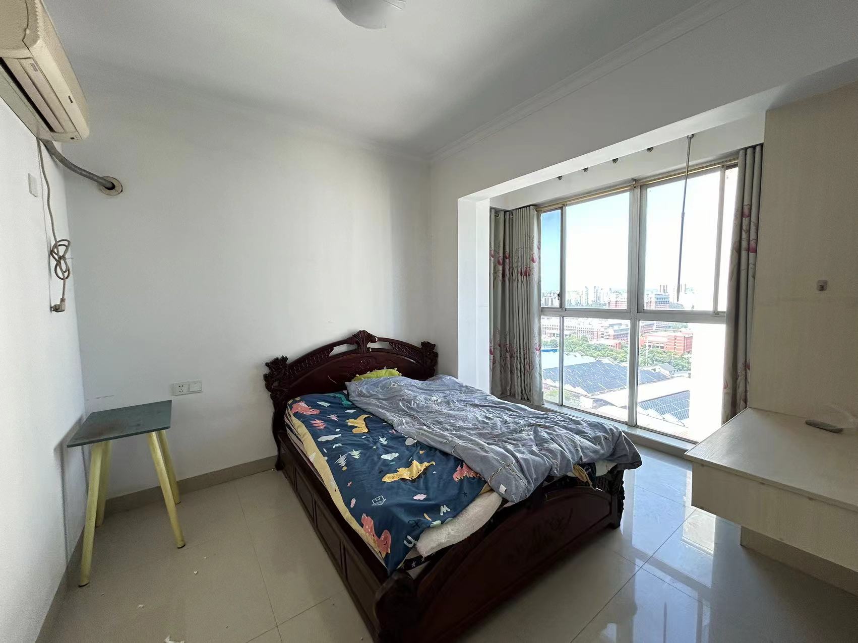 康馨佳园 3室2厅1卫 46.0万 康馨佳园 3室2厅1卫 46.0万室内图