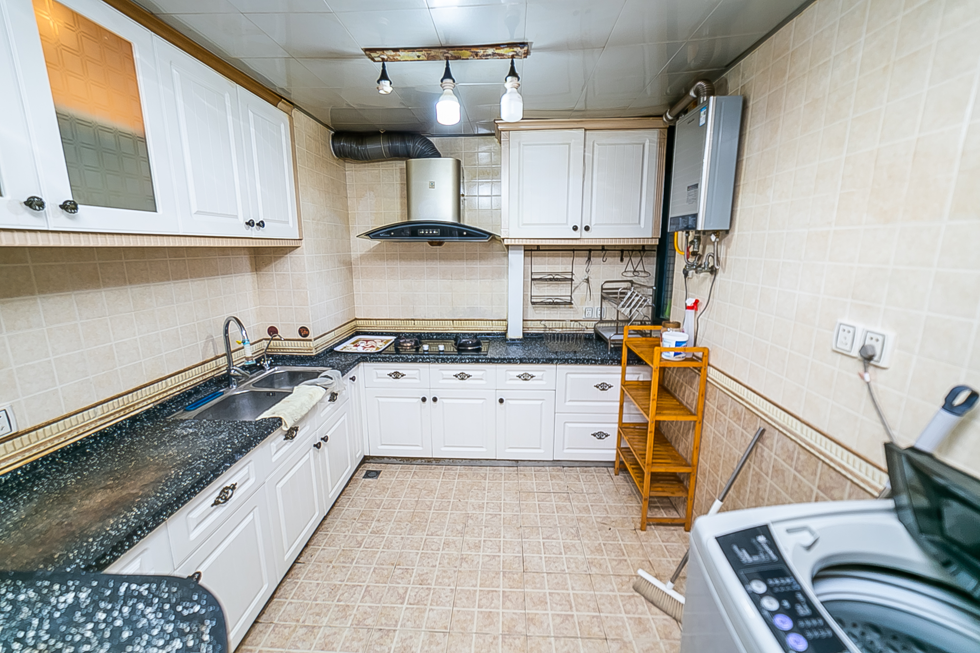 南国新城 2室2厅1卫 62.0万 南国新城 2室2厅1卫 62.0万其他