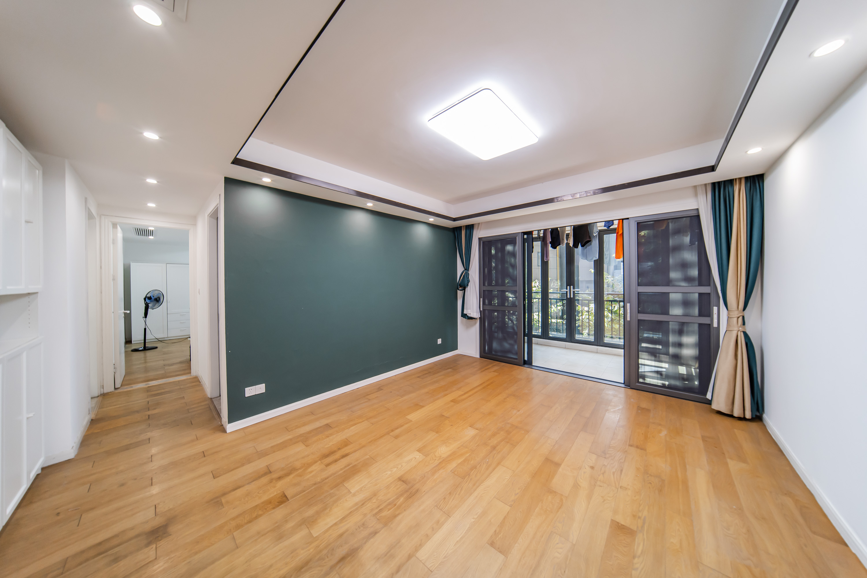 湘熙水郡(观澜海赋家园)  4室2厅2卫    180.0万 湘熙水郡(观澜海赋家园)  4室2厅2卫    180.0万客厅