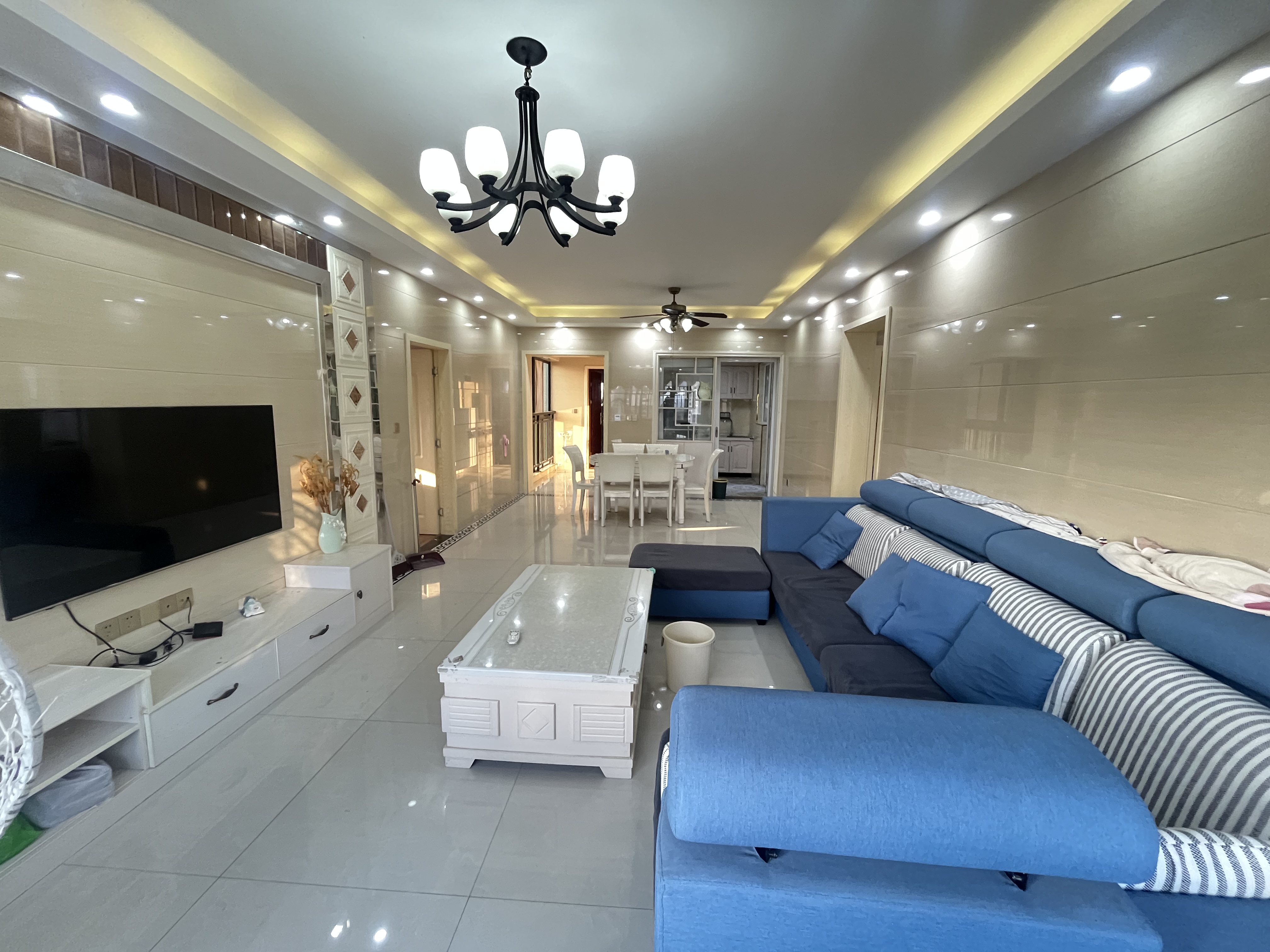 美的城二期 3室2厅2卫 57.8万 美的城二期 3室2厅2卫 57.8万室内图